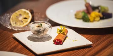 プロポーズディナーにふさわしい季節感溢れるフルコースを堪能 | 【プロポーズプラン】絶品のフレンチフルコース14品★花束でサプライズ可★池下駅から徒歩2分の好立地で叶える感動のプロポーズ