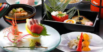 お祝いの席にふさわしい豪華加賀懐石料理 | 5〜12名様【個室確約★結納・顔合わせランチ】加賀懐石料理［禄］全9品＋乾杯ドリンク＋加賀の銘菓「紫雲石 4個入」付き★横浜ベイホテル東急で新たな家族の誕生を祝福