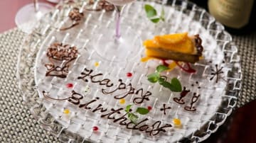 サプライズ演出にぴったりなメッセージプレート | 【ディナー】【半個室確約】【美食カジュアルコース】黒毛和牛・フランス産伊勢海老＋メッセージプレート付き★JR関内駅北口から徒歩1分★