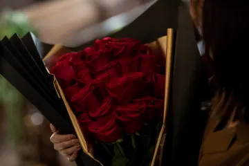 貸切チャペルで、幸せあふれるひとときを | 【チャペル貸し切り12本のバラの花束付きプロポーズプラン】完全プライベート空間×シェフ厳選Wメインの全8品×ソムリエ厳選ペアリング3ドリンク×メッセージ付きデザート★一生の記憶に残るプロポーズを