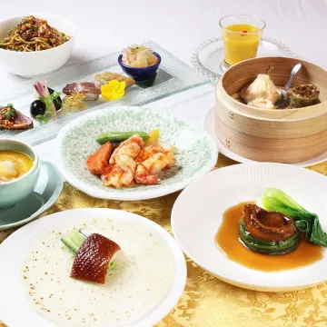 おめでたい集いの席に華を添えるスペシャルコース | 【個室確約 還暦・ご長寿プラン】北京ダック・フカヒレなどを味わえる絶品中華ディナーコース＋乾杯ドリンク★東京駅直結★5名様～