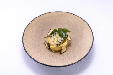 本場で腕を磨いたシェフによる進化系イタリアン | 【アニバーサリープラン】横浜の隠れ家で堪能！極上イタリアンランチ 全6品 ～Contento～ ★メッセージプレート付き★