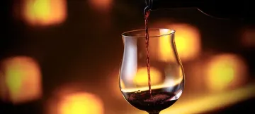 とっておきのお祝いシーンを彩る特典＆追加可能なアニバーサリーオプション | 【大人のためのご褒美時間★記念日ディナープラン】とっておきのお祝いシーンを彩る贅沢な美食体験★メイン料理を選べるモダンフレンチコース＋メッセージ付プレート★ライズホテル大阪北新地・北新地駅徒歩5分