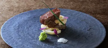 旬の美食に舌鼓〜特別な夜を彩る極上の美食体験 | 【個室確約★アニバーサリーディナープラン】記憶に残る美食のひととき★懐石コース全8品＋乾杯用シャンパン＋メッセージを添えたデザートプレート★赤坂駅徒歩2分の大人の隠れ家