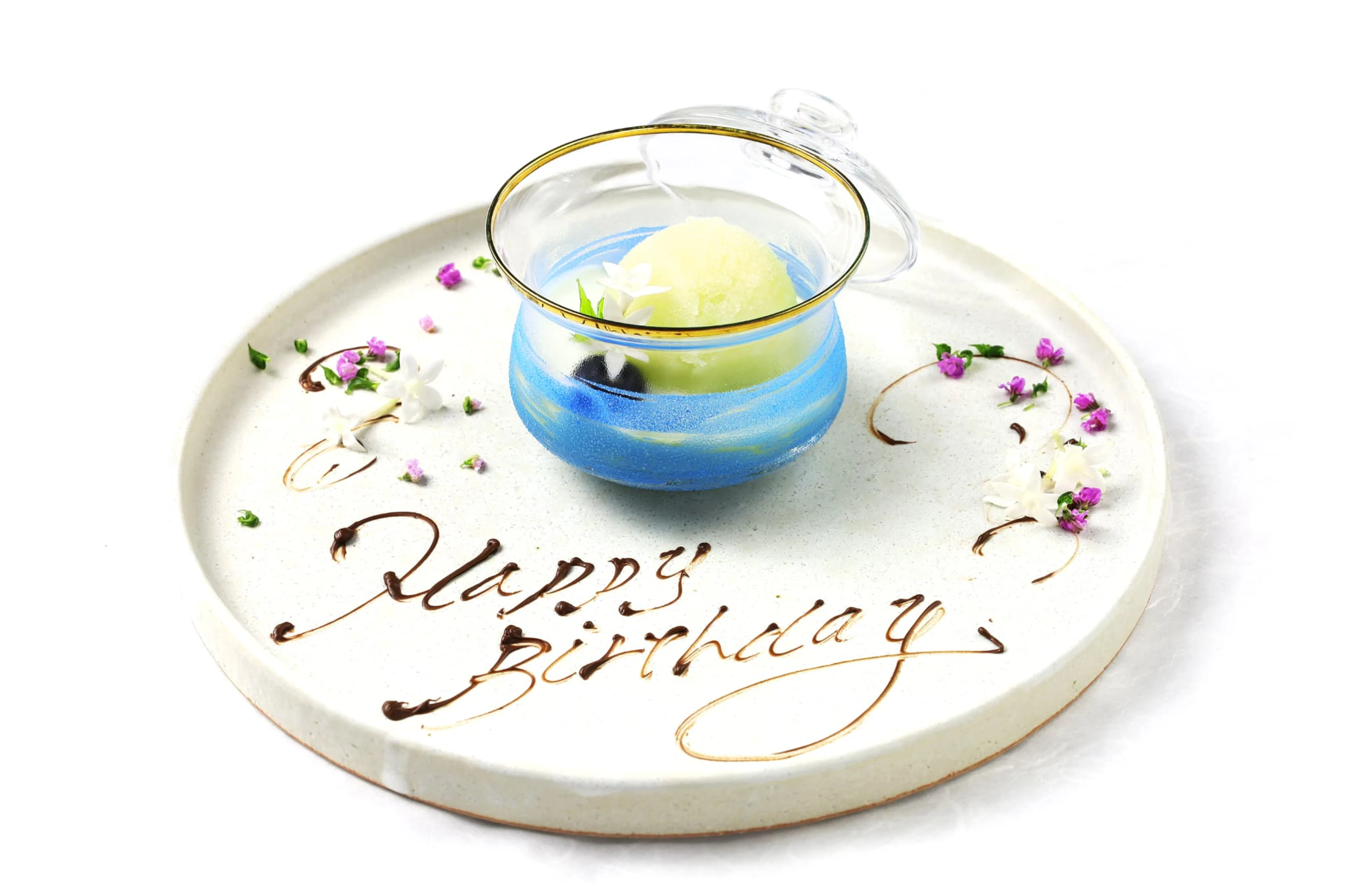 選べる特典付き！乾杯ドリンク＋メッセージを添えたデザートプレート