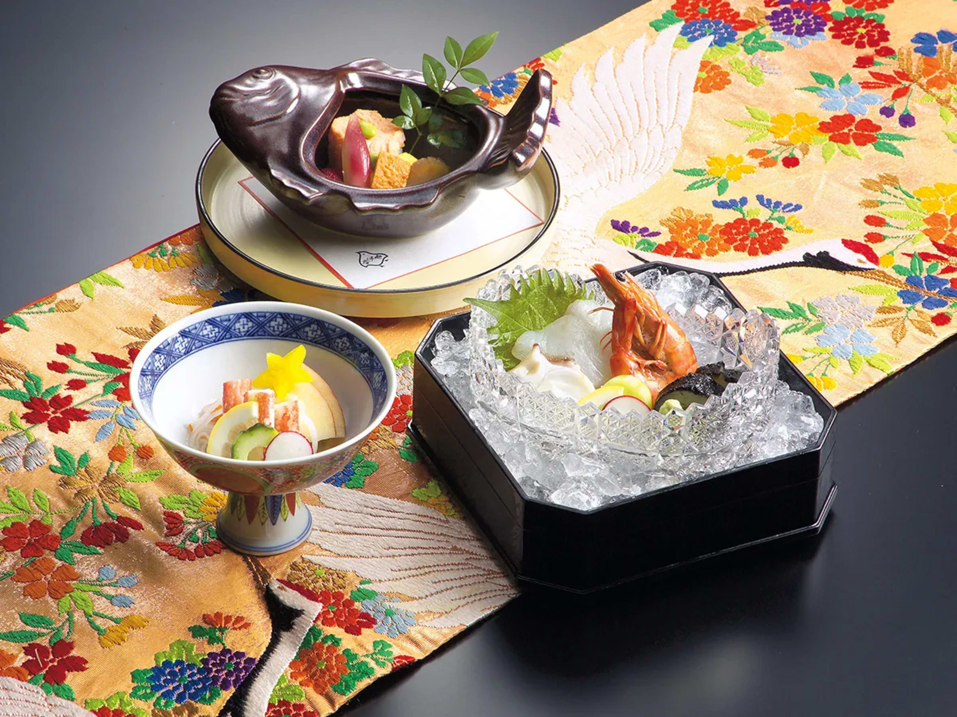 【最大12名 個室確約×顔合わせ・結納ランチプラン】料理長おすすめの旬素材と祝い膳を堪能する会席★グランドホテル浜松でお二人の晴れやかな門出をお祝い