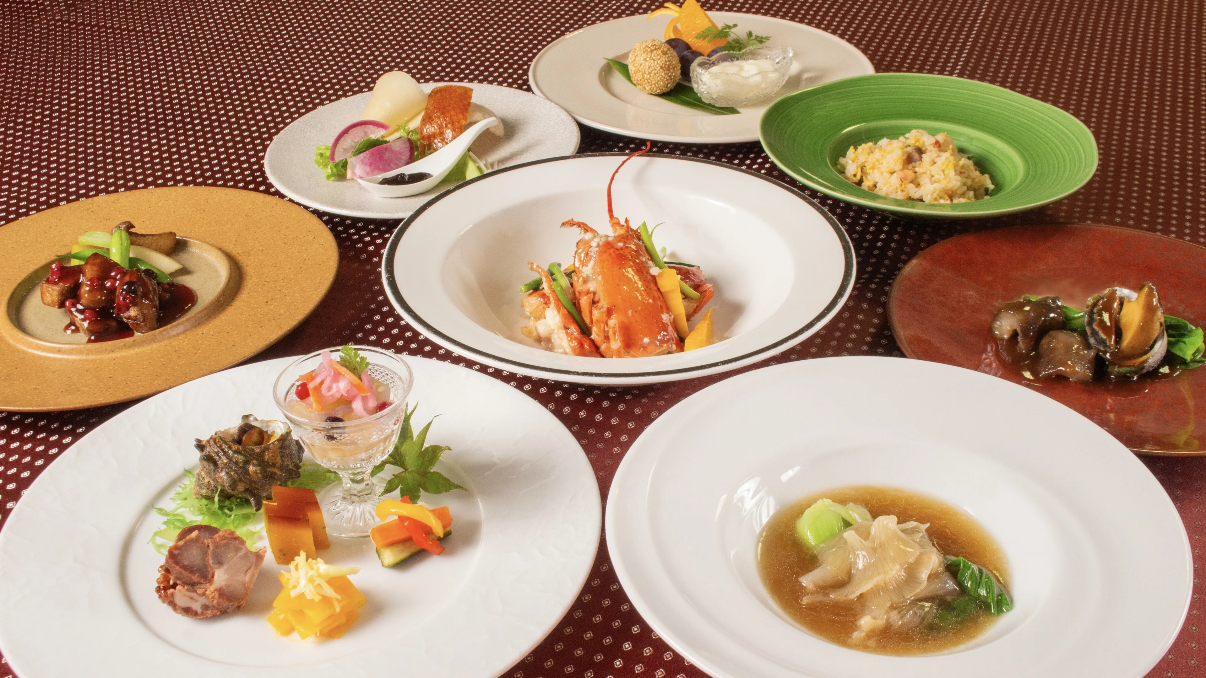 【5〜20名様 / 個室確約★宴会・お祝いパーティープラン】心踊る美食のひととき★直営農場直送のこだわり新鮮食材を堪能〜和・洋・中から選べるフルコース＋3hのフリードリンク〜種類豊富＆充実のオプション有★会場の下見や事前相談可能〜ホテルコンチネンタル府中 / 府中駅徒歩1分