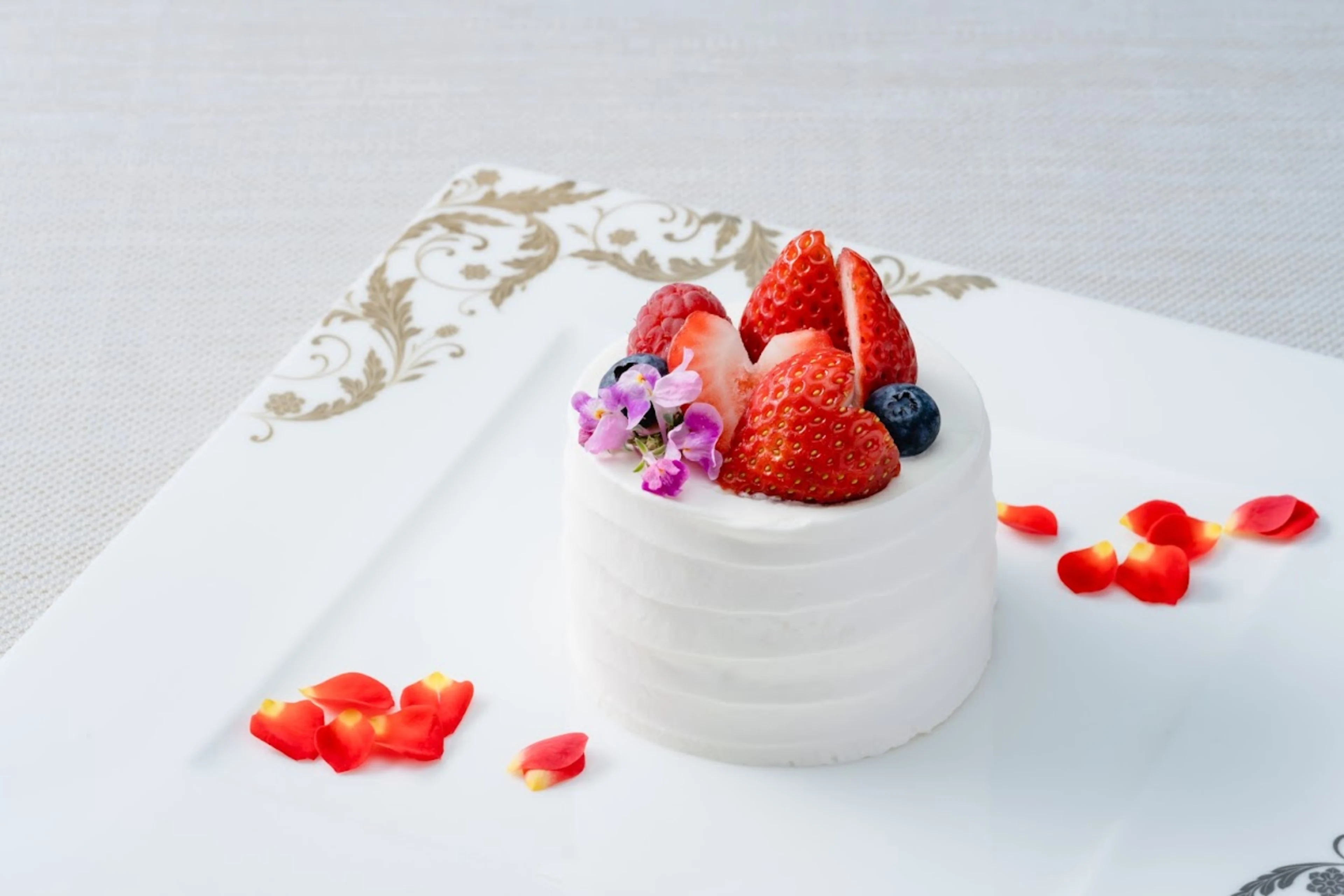 メッセージ付きアニバーサリーケーキ