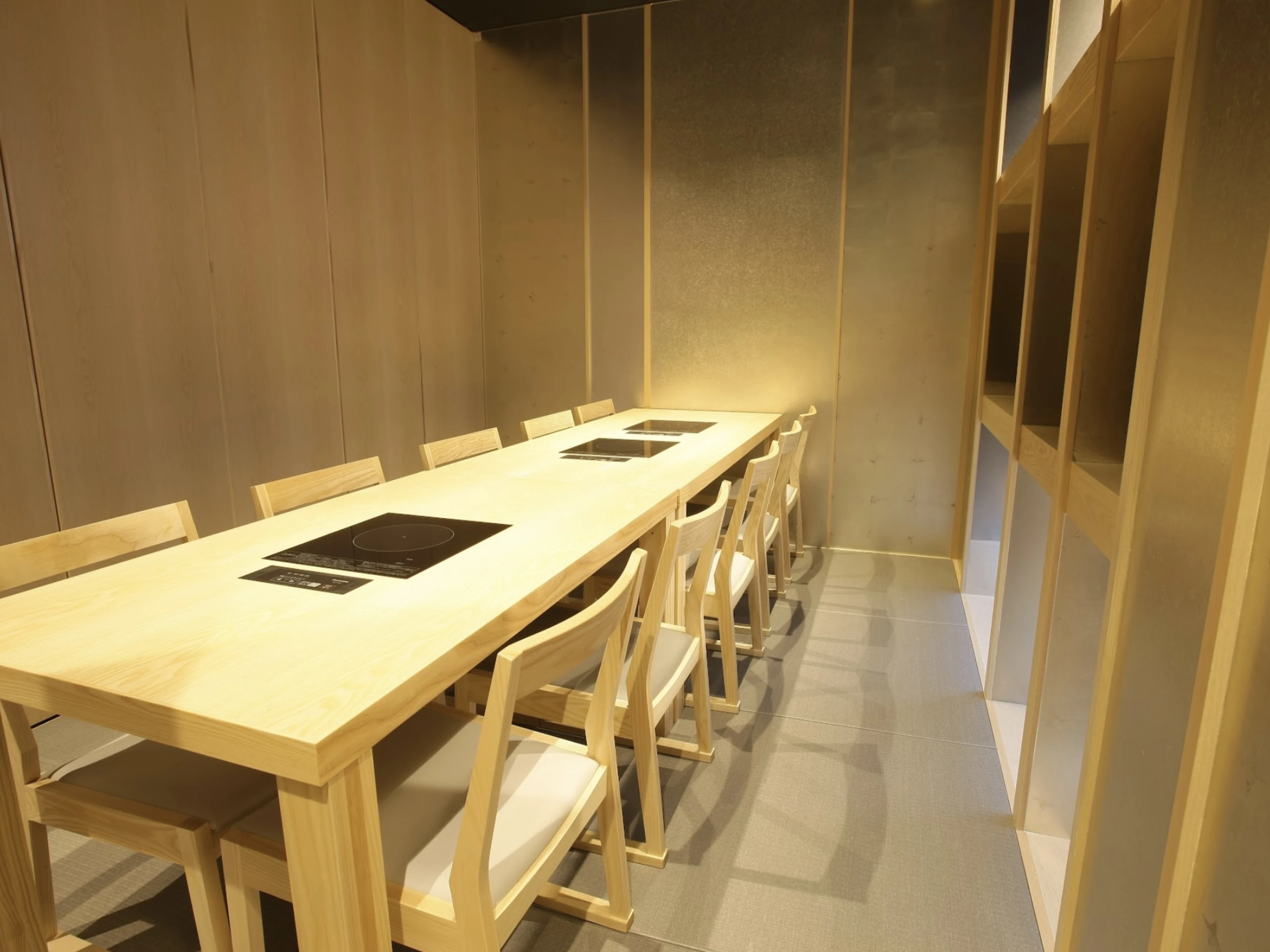 個室（テーブル席）