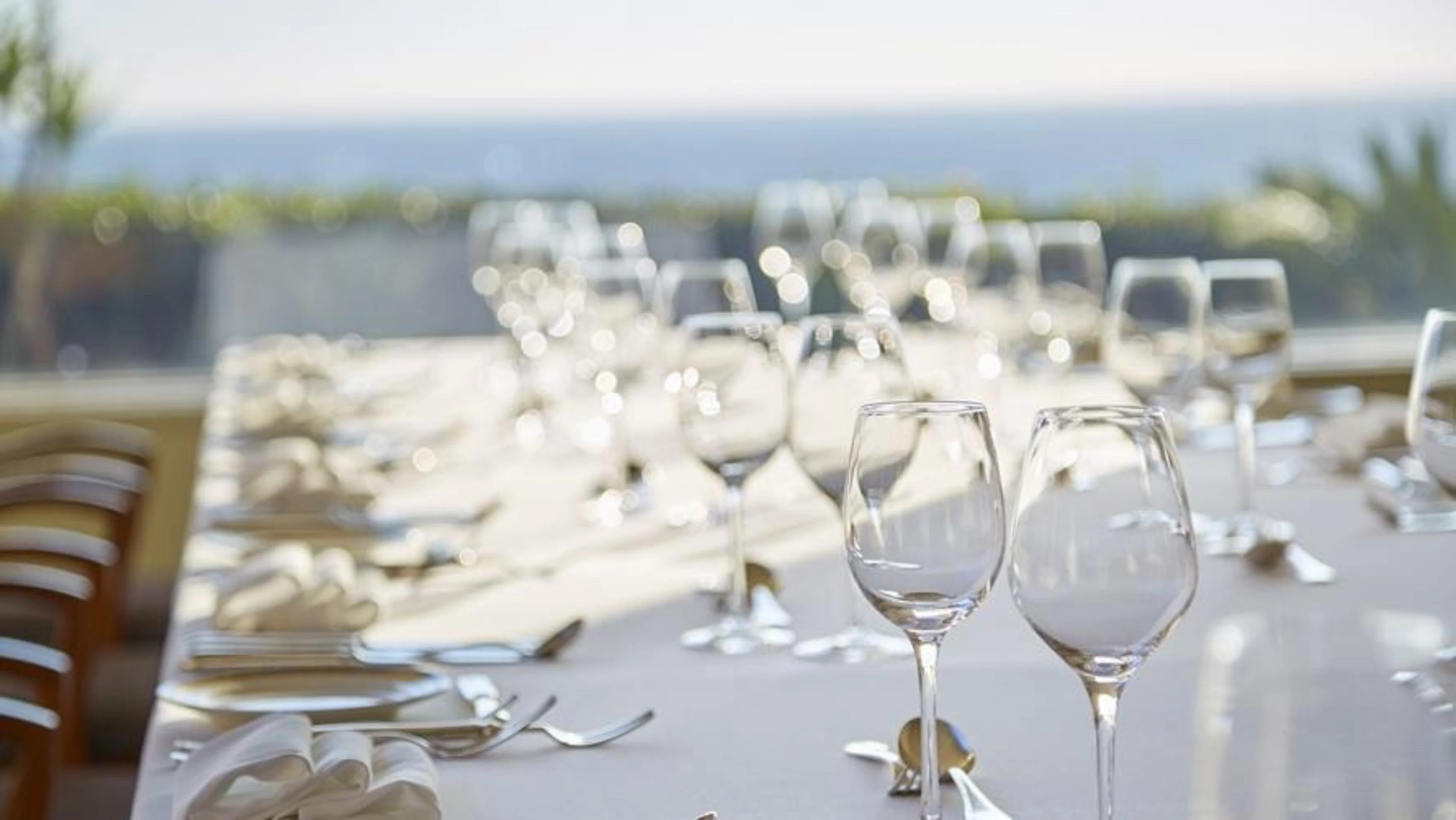 【6〜24名様 / 個室確約★Anny限定★ご結納・ご両家お顔合わせプラン】記憶に残る極上の食体験★本格フレンチコース＋メッセージを添えたデザート★オプションでアニバーサリーケーキ追加可能★鎌倉プリンスホテル・七里ヶ浜駅徒歩8分