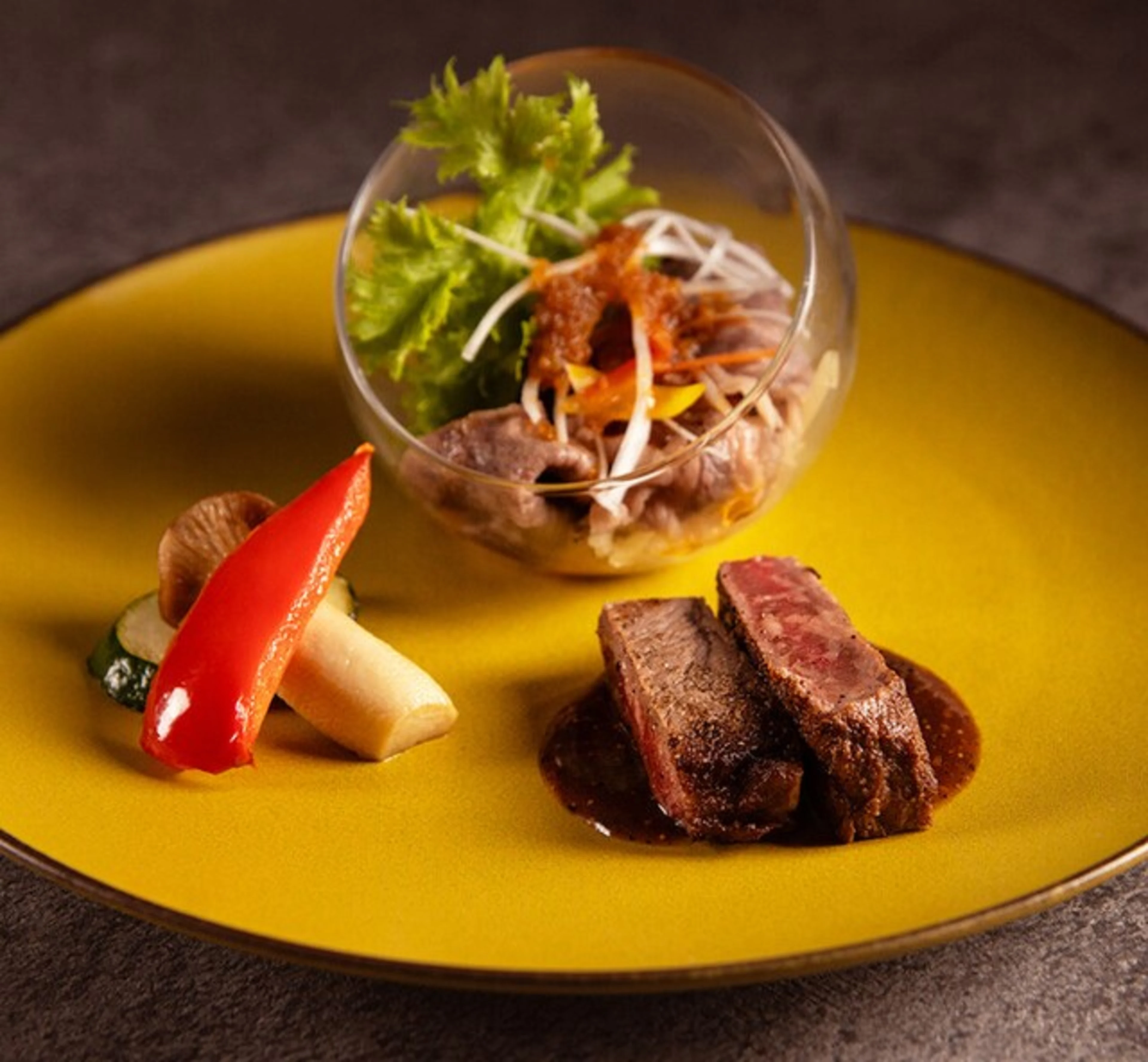 【窓側個室確約 / プロポーズプラン】豪華食材を使った中華コース＋乾杯スパークリングワイン＋メッセージプレート＋空中庭園展望台チケット付き★大阪の絶景を望むレストランで忘れられないプロポーズを★