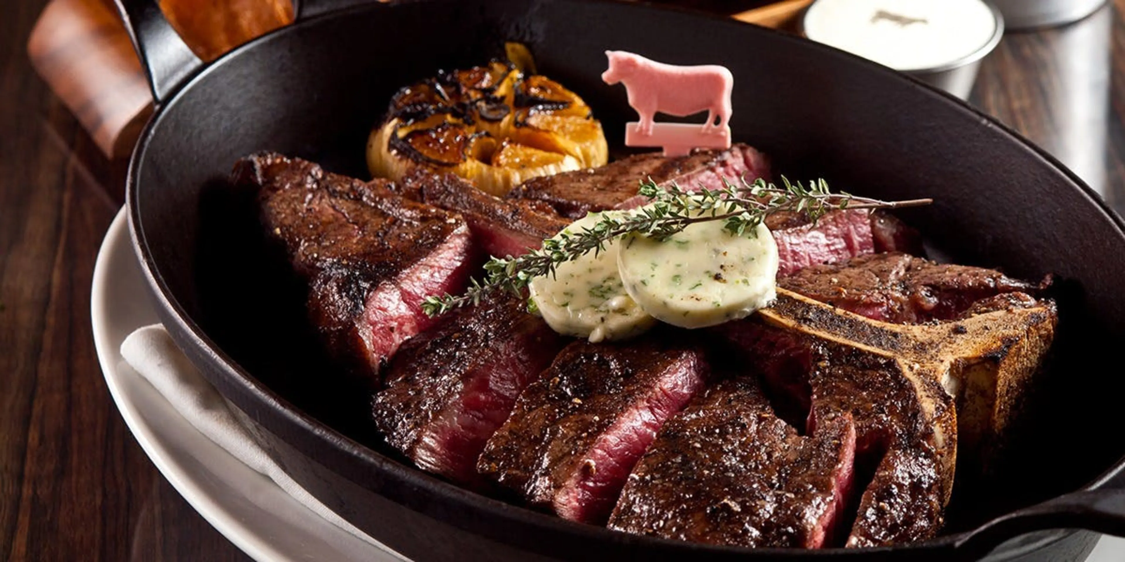 最高級プライムグレードのステーキフルコース