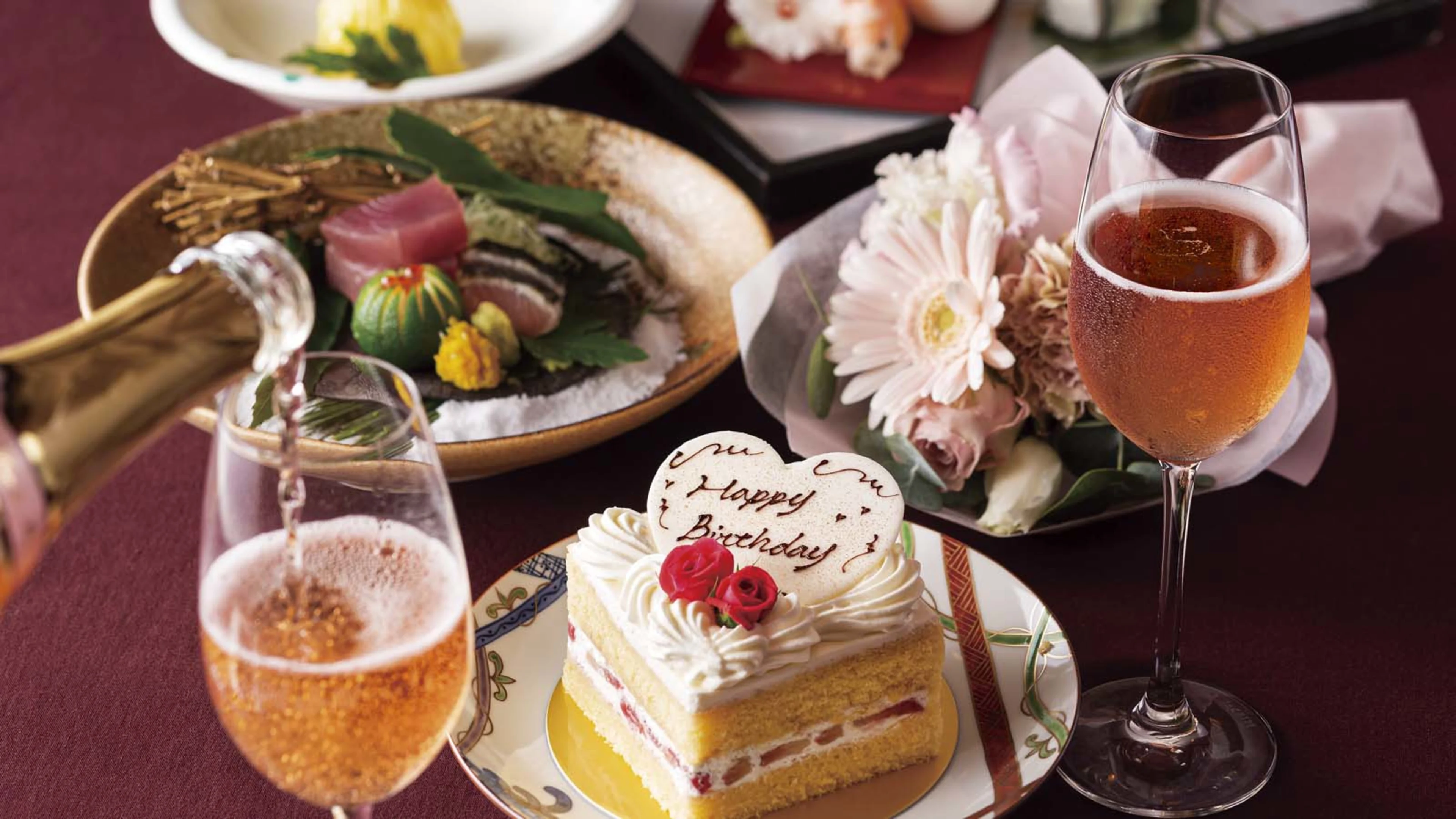 メッセージ付きアニバーサリーホールケーキ（直径12㎝x高さ5㎝）