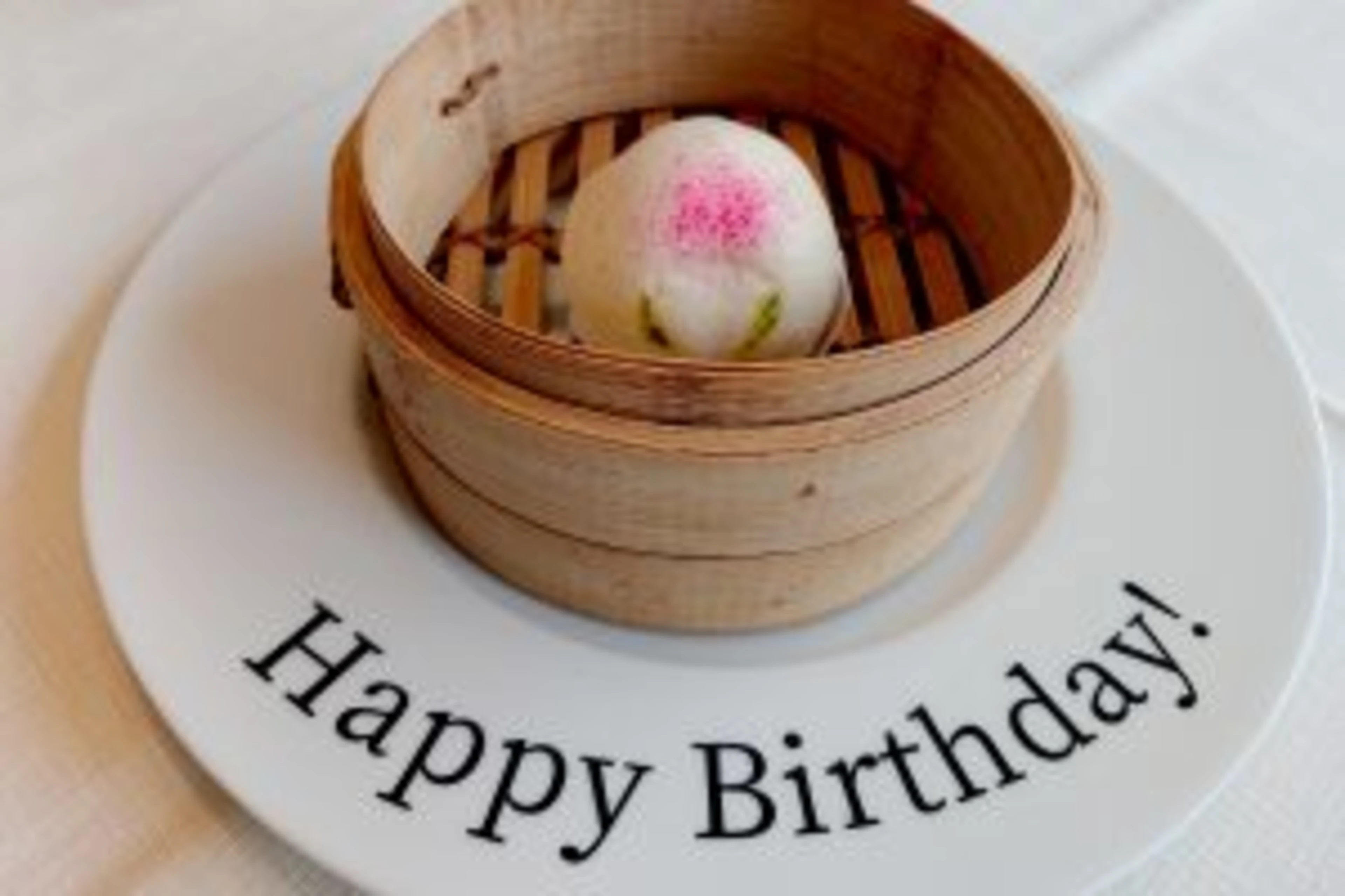 お祝いメッセージ付桃饅頭