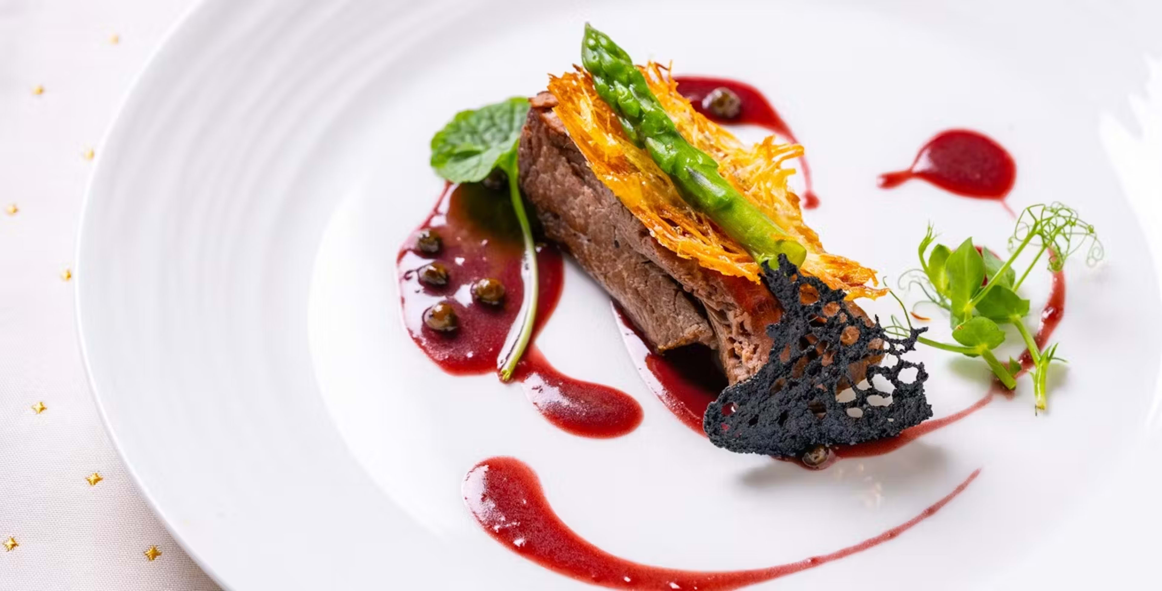 【個室確約×接待・会食/顔合わせ向けプラン】伝統と革新が光る魚介＆お肉の豪華Wメインイタリアンディナー＋2時間フリードリンク＆メッセージ付きプレート★築地市場駅から徒歩1分