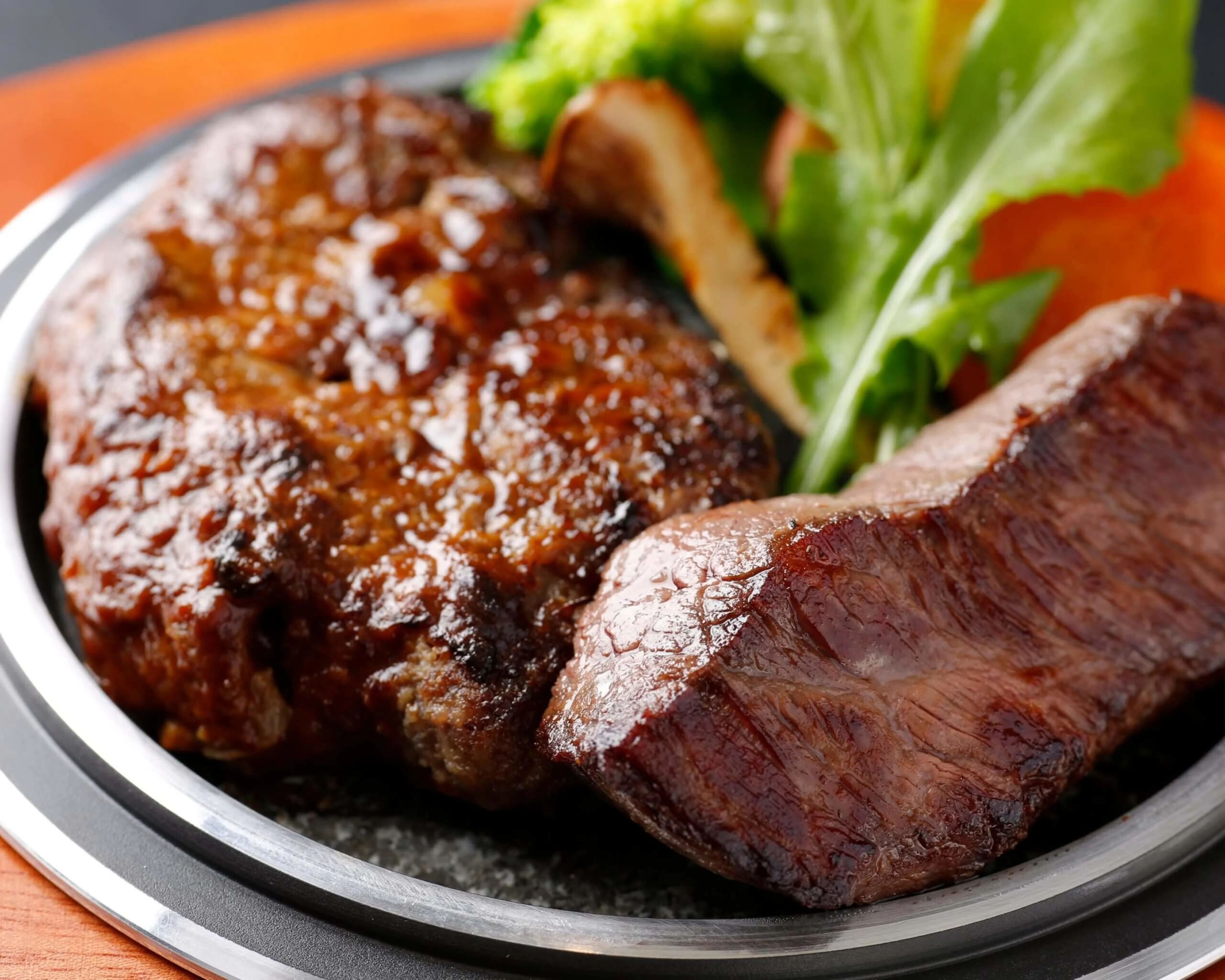 【アニバーサリーディナー】神戸牛を味わい尽くす贅沢洋食コース全2種★メッセージ付きプレート＆120分フリーフロー追加可★神保町の美食で彩る記念日の夜