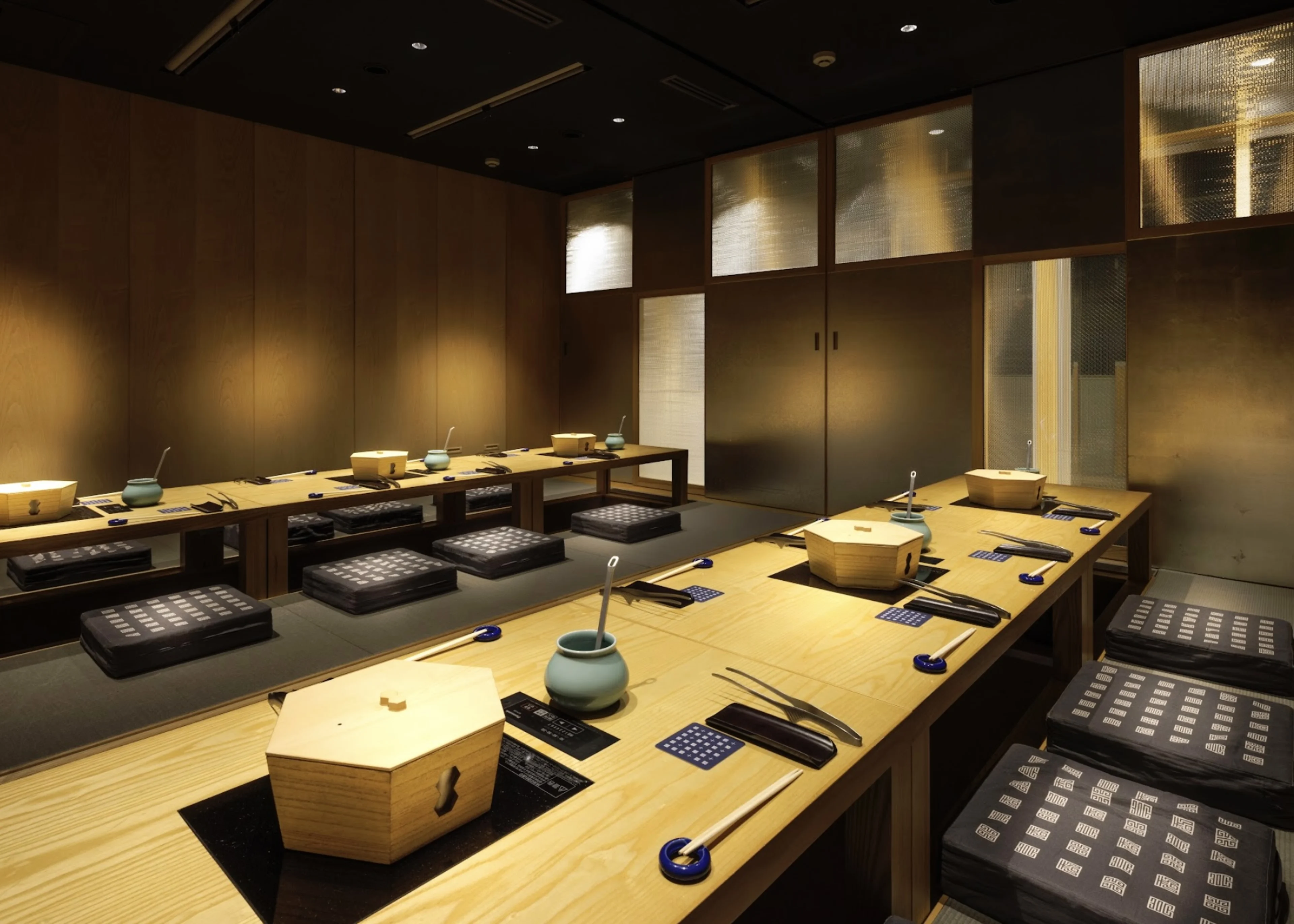 個室（掘りごたつ）