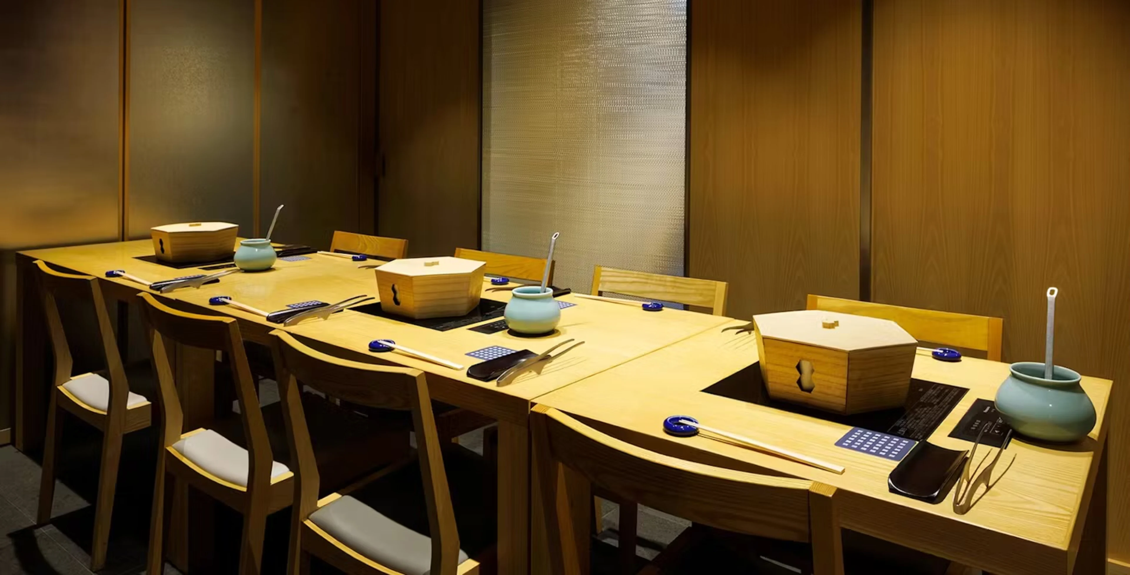 個室（テーブル）