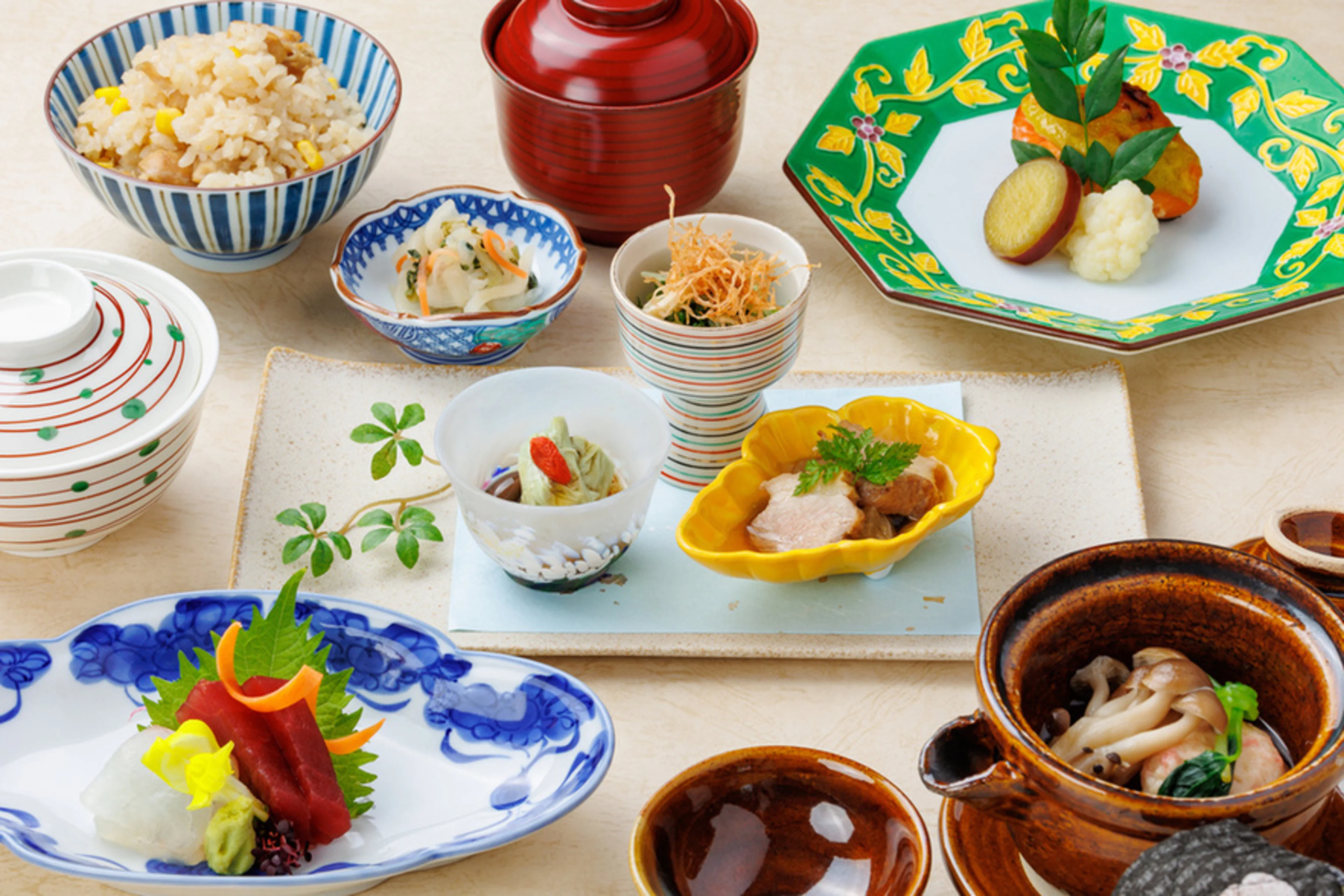 【4〜8名 個室確約×顔合わせ・結納ランチプラン】ハレの日に最適な懐石＋選べる乾杯1ドリンク付★仙台国際ホテルで両家の絆を深めるひと時