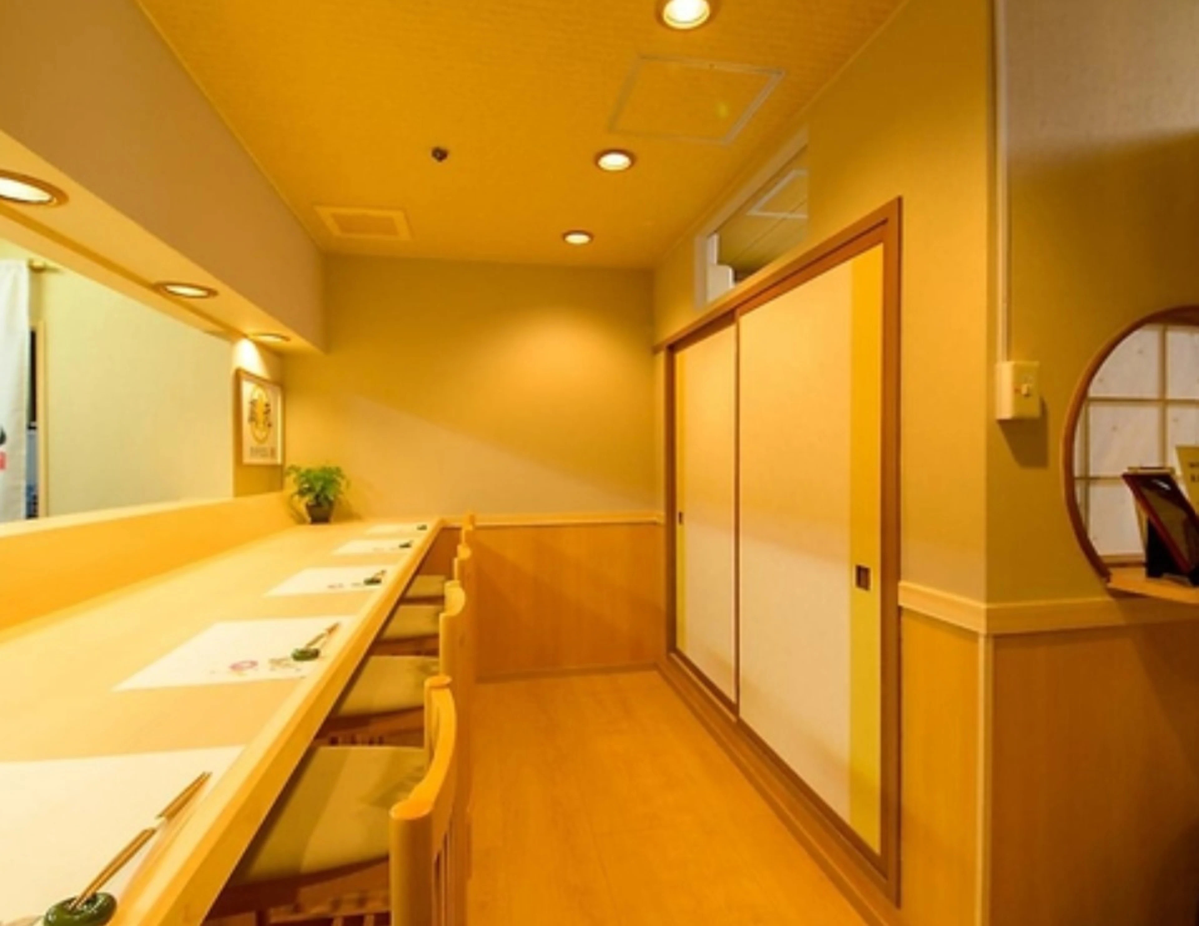 カウンター席or個室席