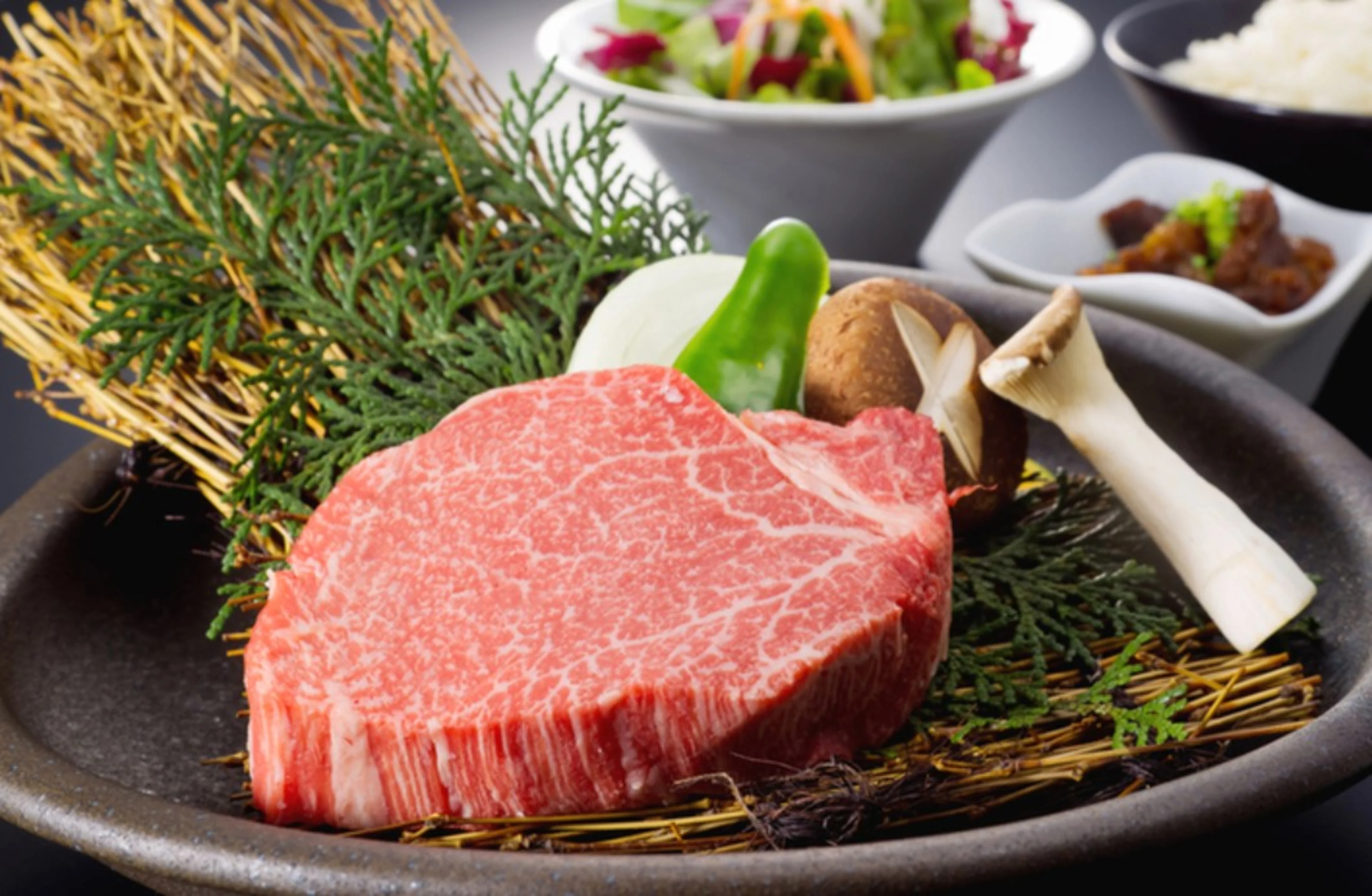 【個室確約×アニバーサリープラン】A5ランク和牛を堪能！厳選焼肉ディナーコース＋乾杯スパークリング＆メッセージ付きプレート★大阪・北新地で祝う特別な夜