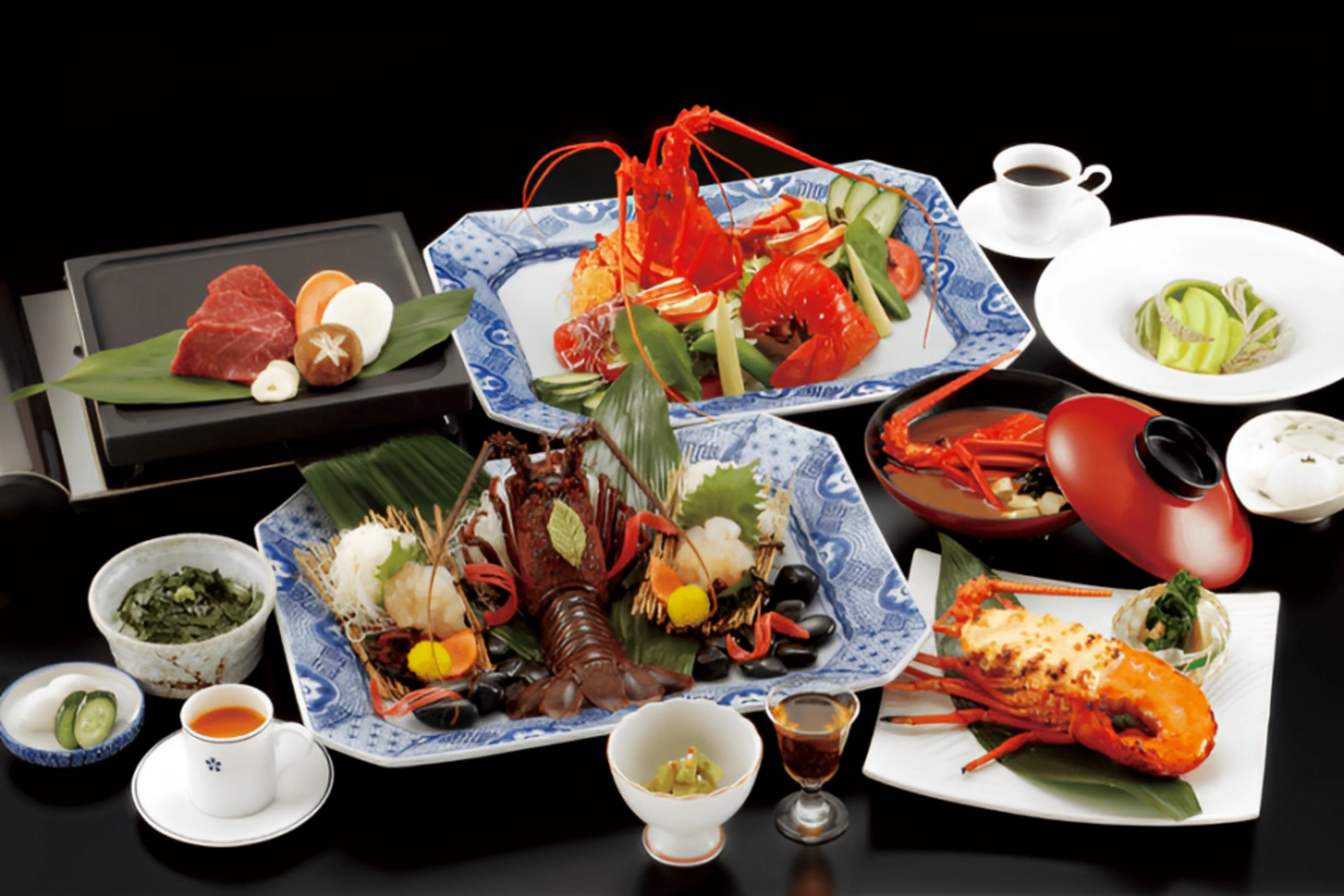 接待・会食に最適な伊勢海老と国産牛の特選コース