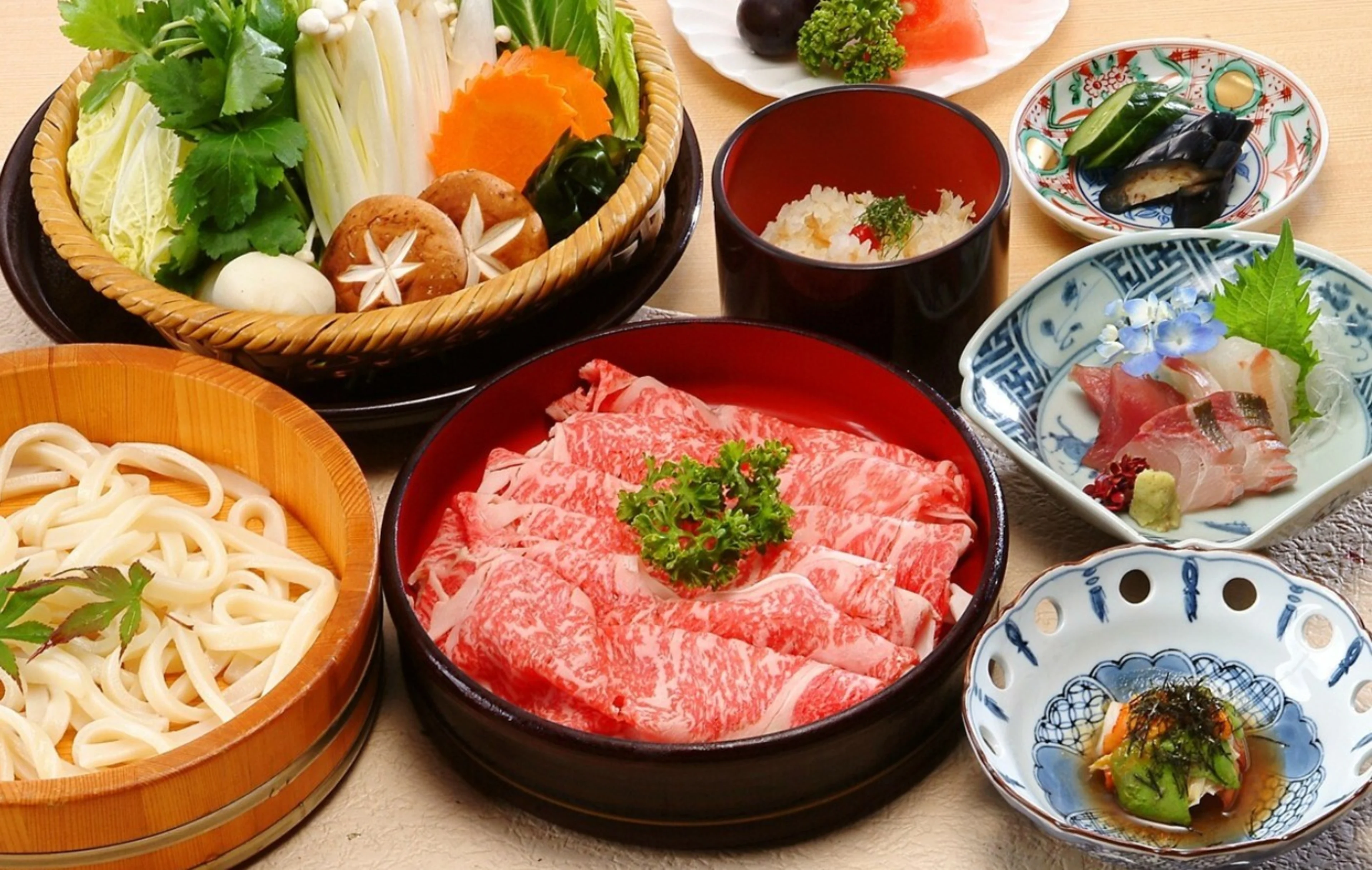 Anny限定【個室orテーブル席確約×アニバーサリー】極上しゃぶしゃぶディナーコース +ハーフボトルワイン1本サービス★大阪の景色を一望しながらお祝いを