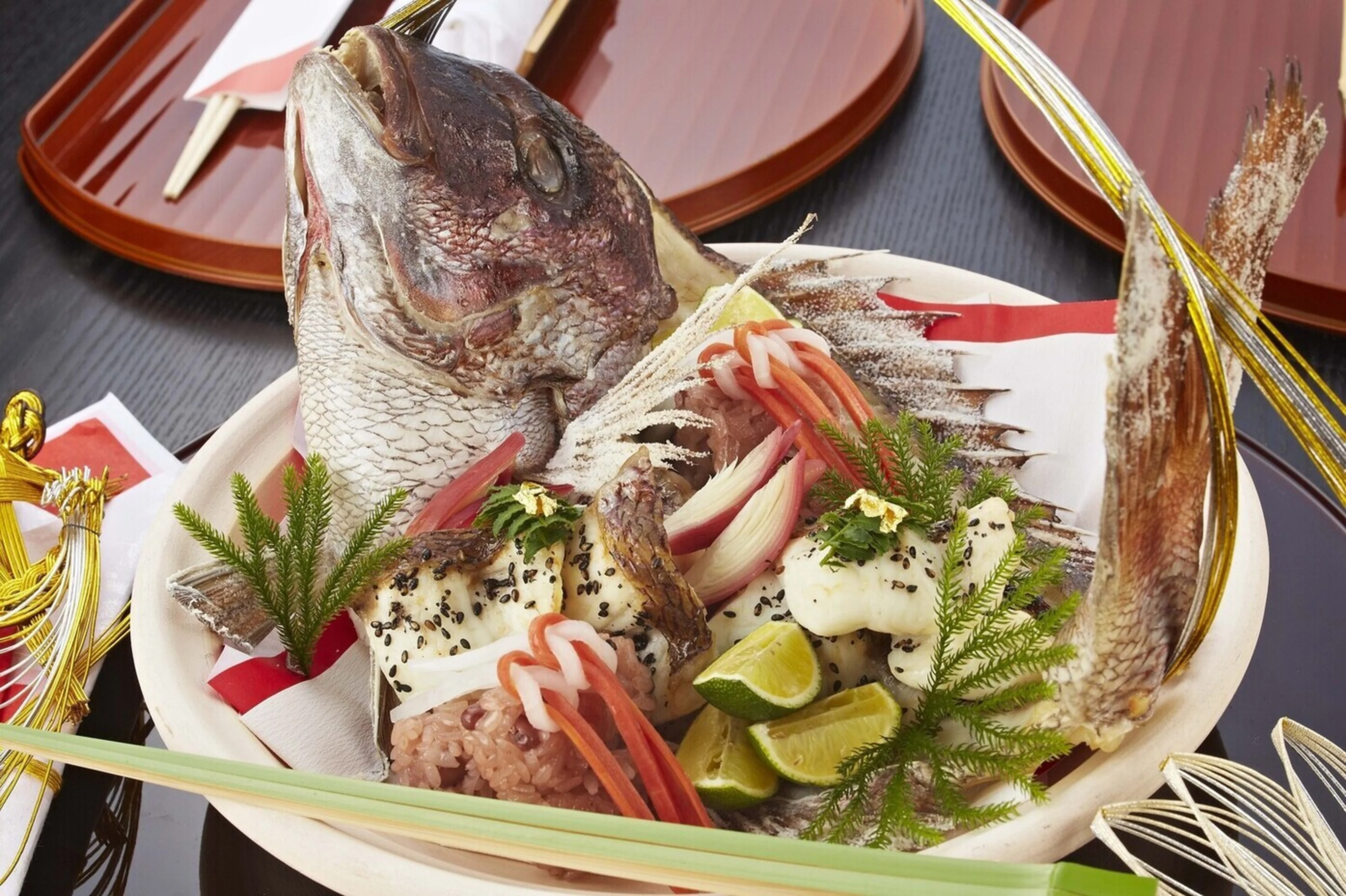 お祝い鯛赤飯を含む特別会席