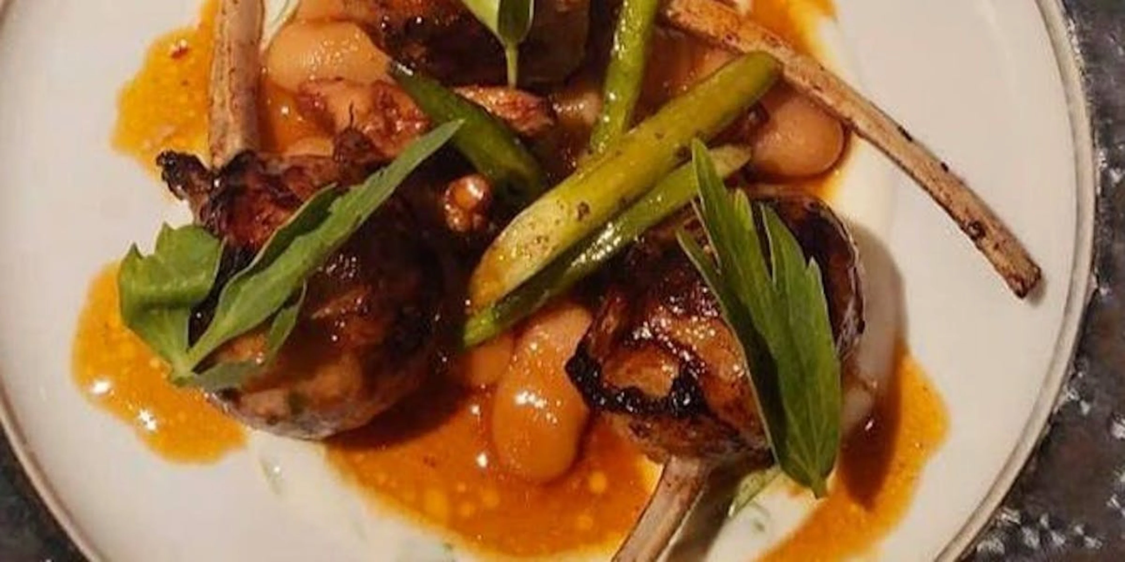 【最大4名 テーブル席×お祝いディナープラン】時季の食材を使った全7品コース＋乾杯シャンパン付き＋メッセージ付きプレート★銀座の隠れ家で最高のお祝いを