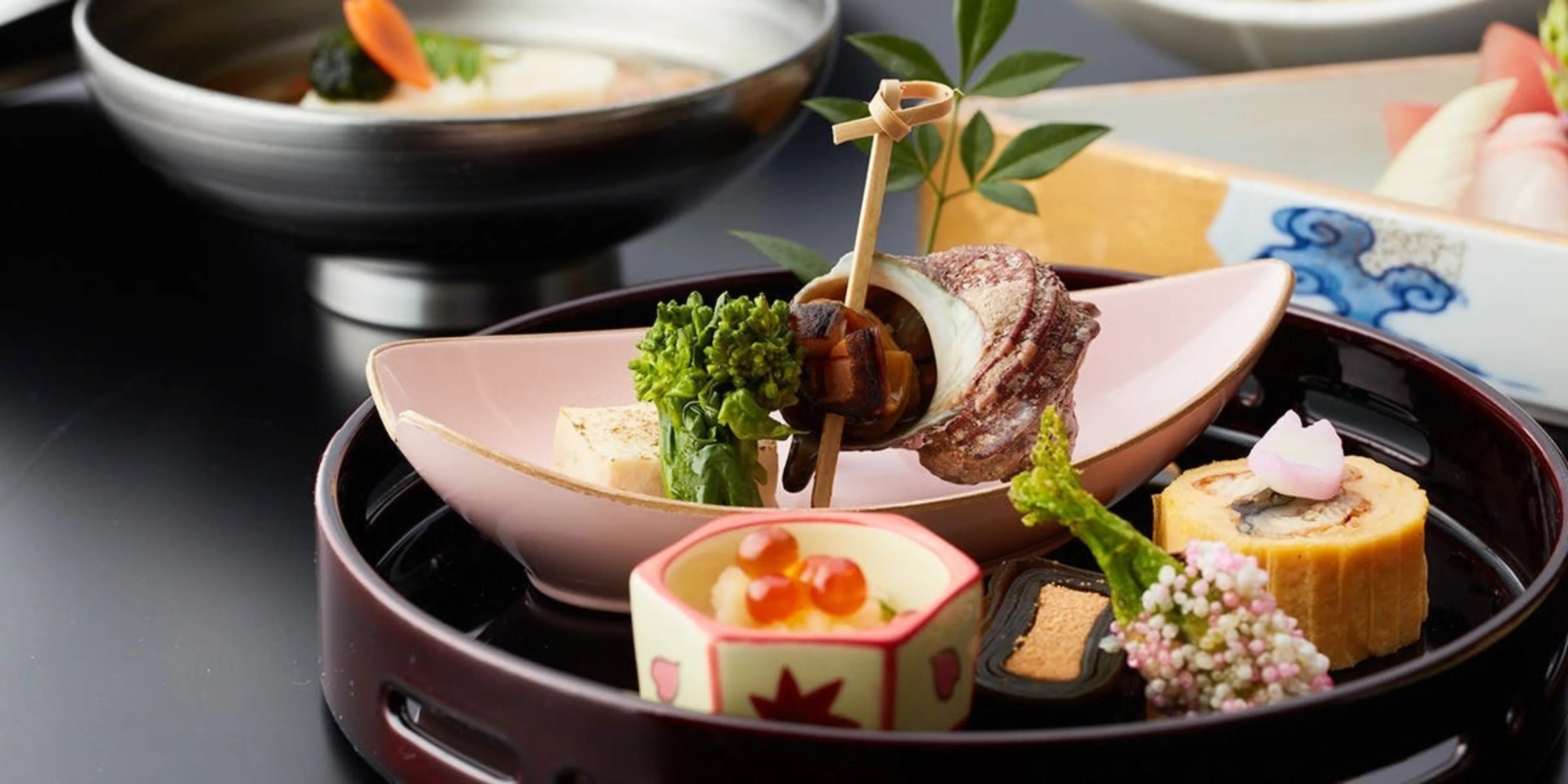 四季折々の厳選食材を使用した会席料理