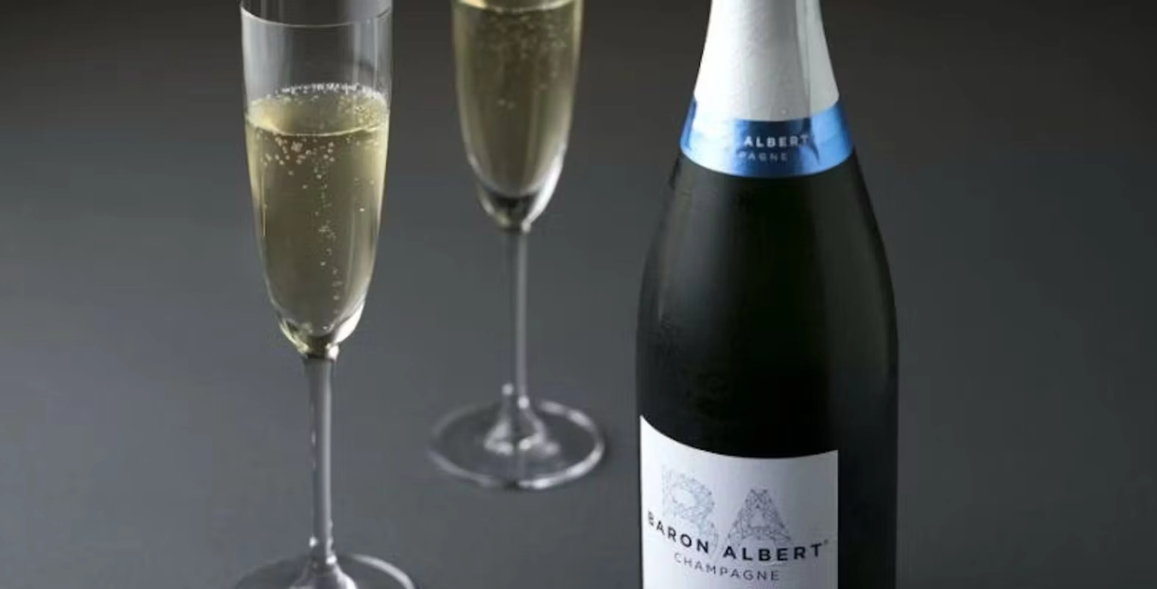乾杯シャンパン