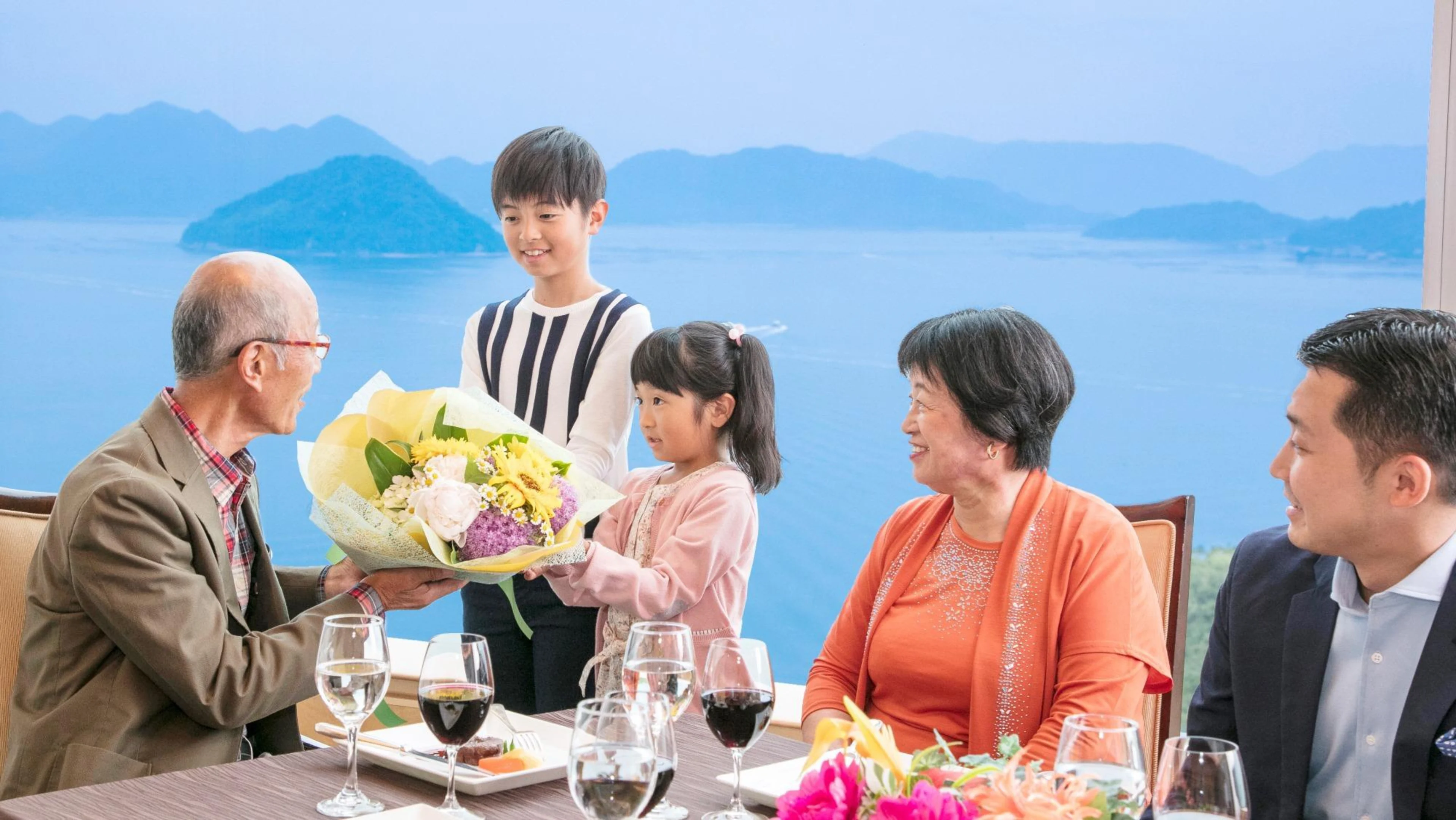 Anny限定【6〜30名様 / 絶景大パノラマ・個室確約★ご長寿お祝いプラン】ちゃんちゃんこ貸し出し可能〜旬の味覚を堪能★広東料理コース全7品＋乾杯スパークリングワイン〜グランドプリンスホテル広島21階