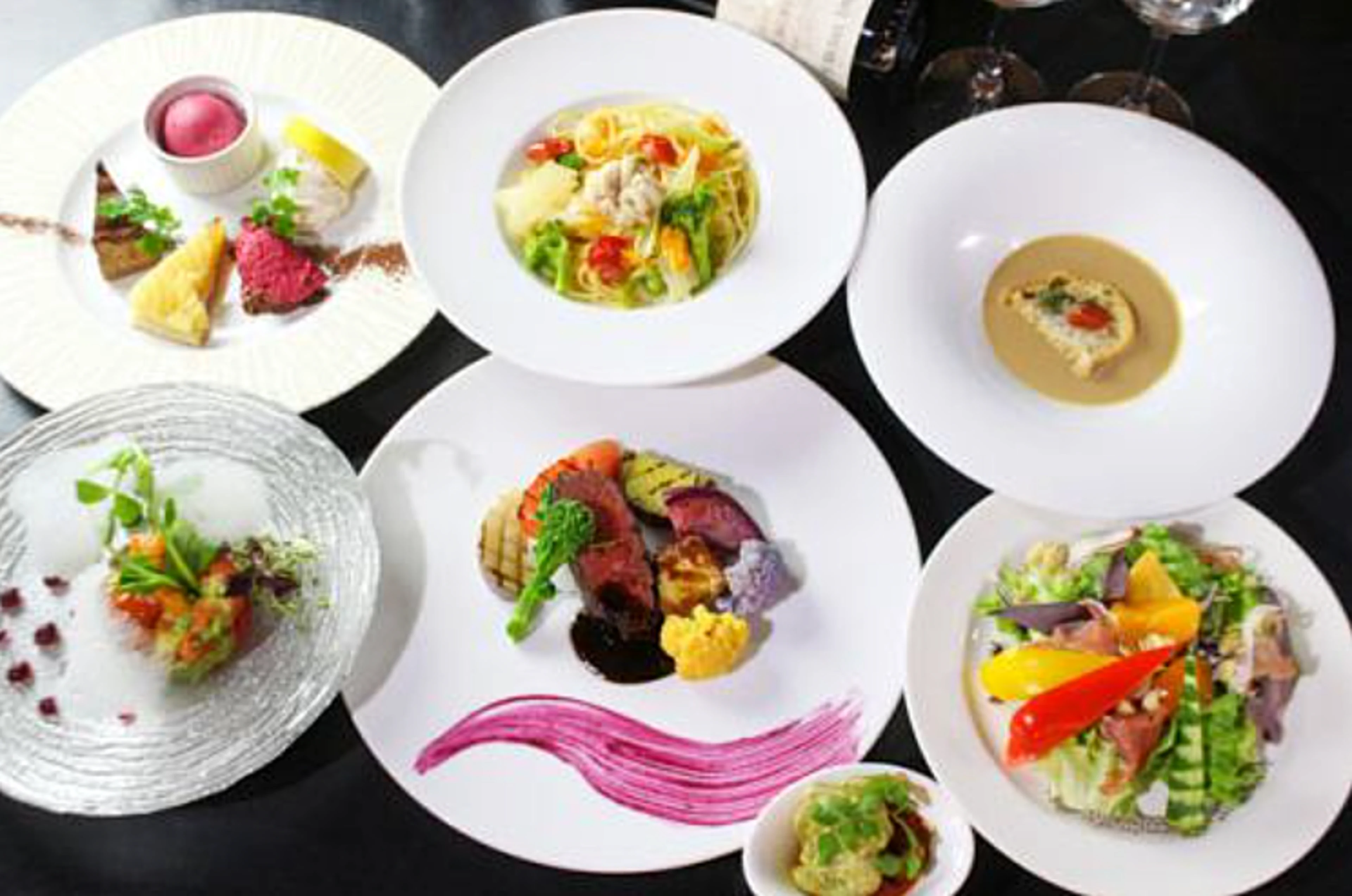 【ランチ×アニバーサリープラン】旬の有機野菜×美と健康＋フォアグラやキャビアのご褒美イタリアンコース★ホールケーキ付き×乾杯グラスシャンパンor乾杯ドリンク＆カフェフリー★銀座の人気店で祝う贅沢なひととき