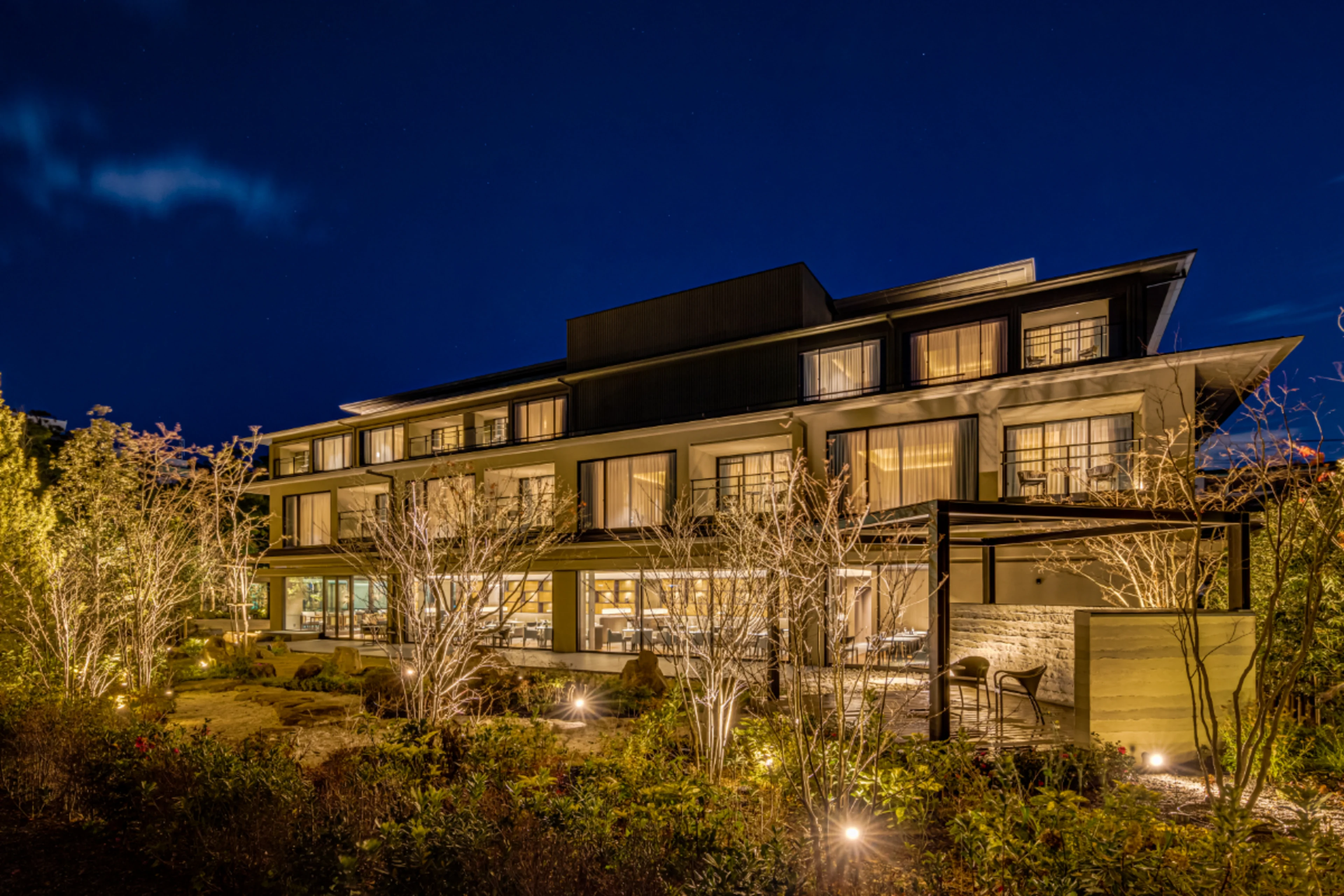 【2025年クリスマス限定プロポーズプラン】フレンチフルコース全8品＋乾杯酒＋オーダーメイドのデザートプレート★プロポーズプランナーの事前打ち合わせ★ホテルオークラ京都 岡崎別邸の日本庭園を眺めながらのプロポーズを★プロポーズ丸投げプラン★