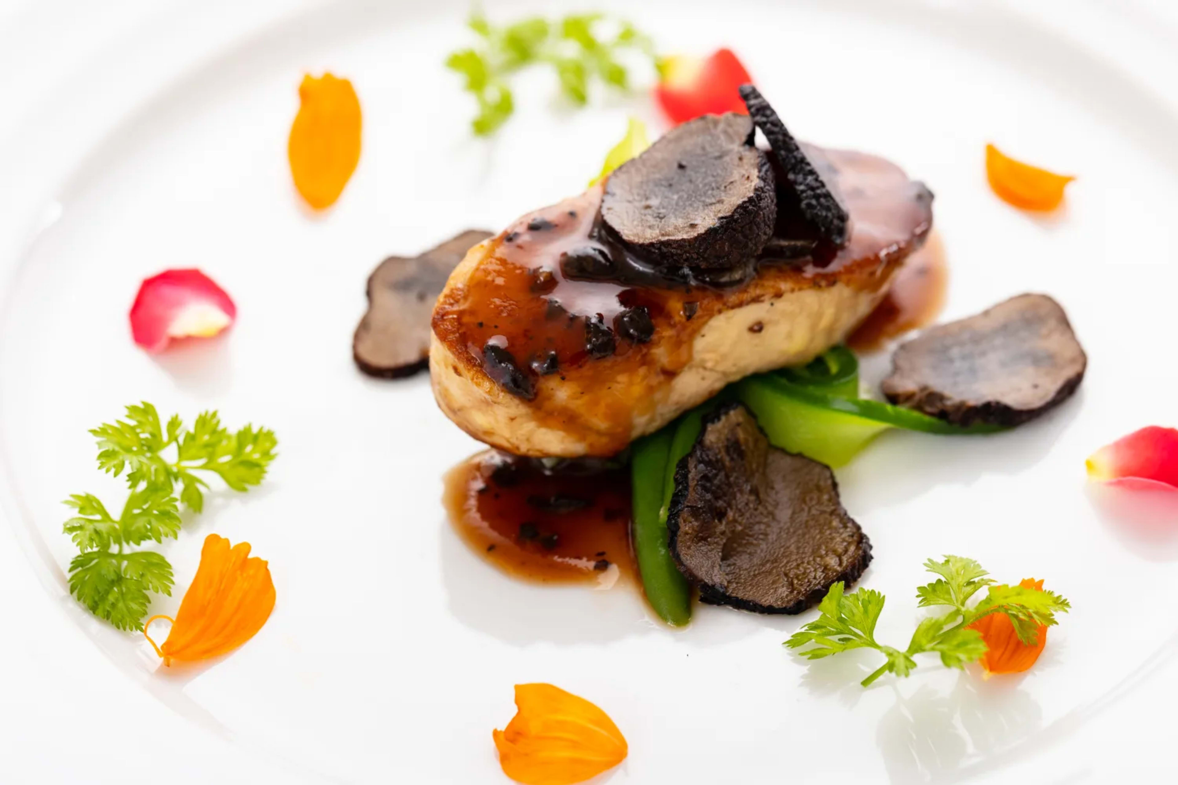 【Xmas2025】日程限定！★ロブスターや和牛フィレ肉を含むディナー全7品★ドリンクは選択可★洋館の美食で彩る、大人のクリスマス