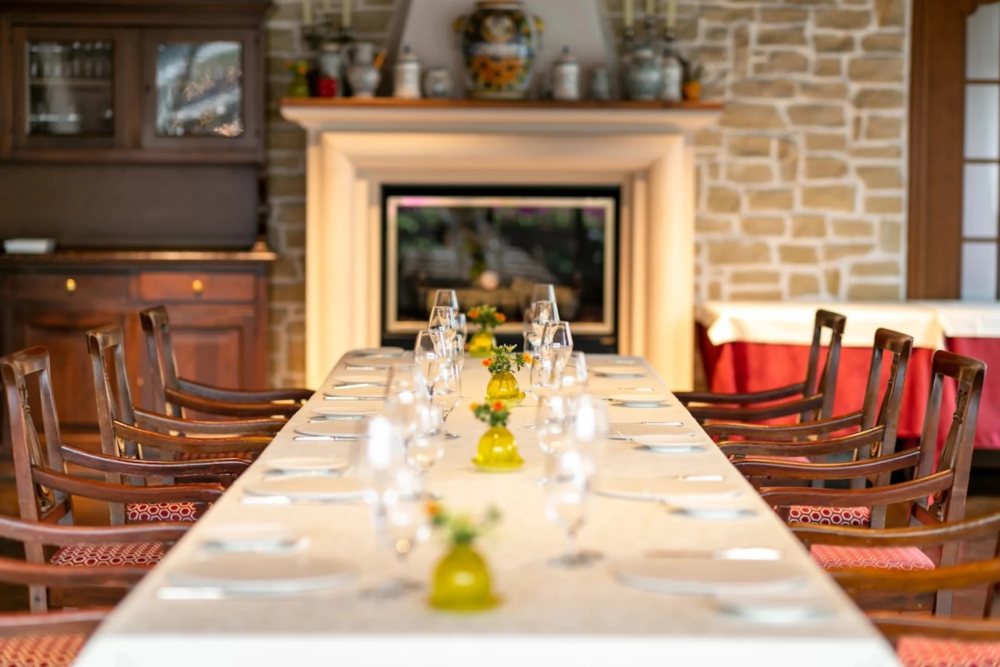 Anny限定【4〜12名様 個室確約 / 南青山・季節の花々や緑に囲まれた一軒家レストラン★大人数のお祝いランチプラン】美食の饗宴〜季節の恵みを味わうイタリアンコース＋乾杯ドリンク＋メッセージプレート★表参道駅徒歩3分