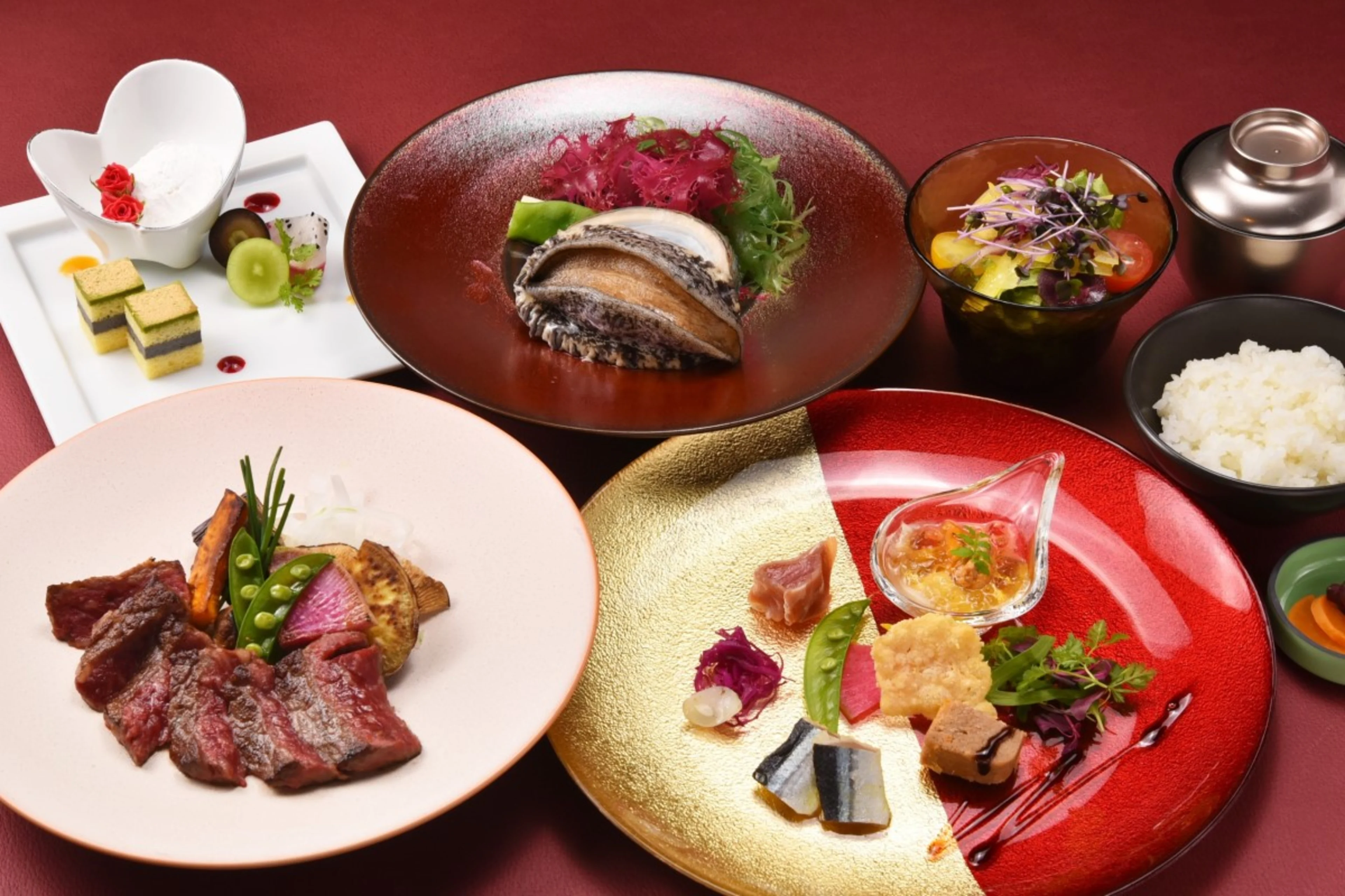 国産牛＆アワビWメインのコース全8品