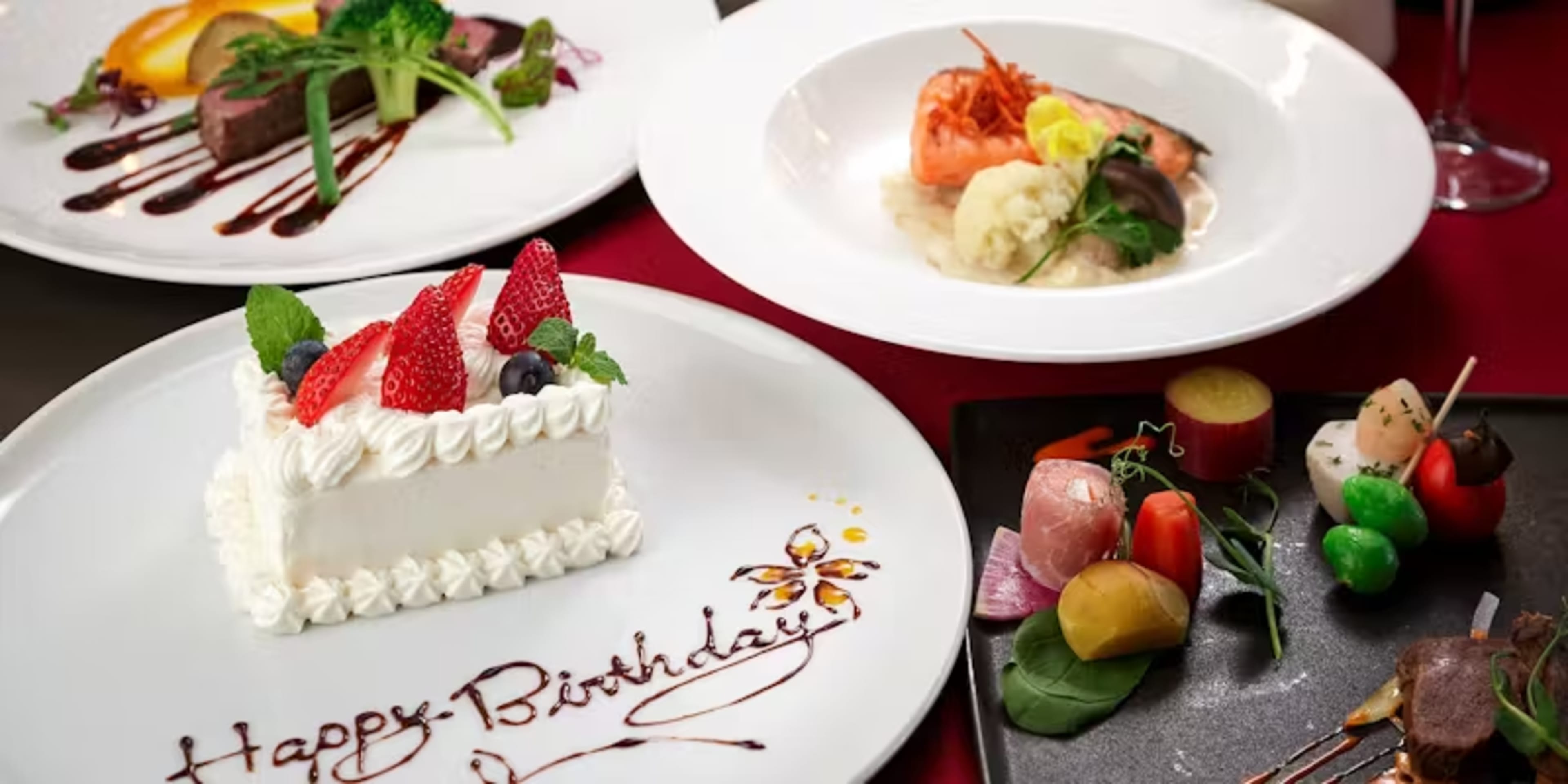 【アニバーサリーランチプラン】季節のランチコース全6品＋オーダーメイドのデザートプレート★専任のアニバーサリープランナーの打ち合わせ付き★姫路城を目の前に優雅なお祝い時間を満喫