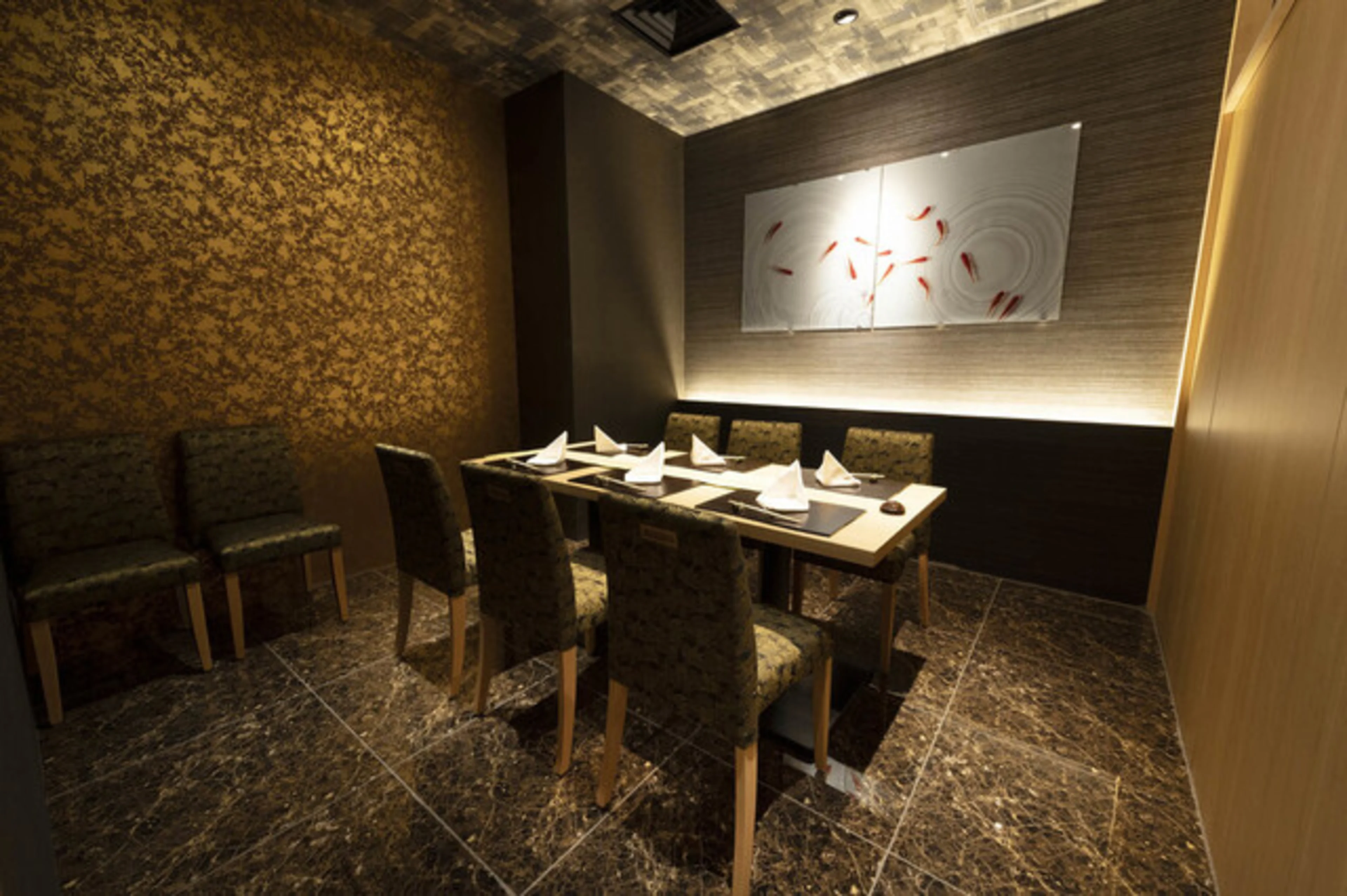 土日祝限定【個室確約/ファーストバースデーお祝い限定ランチプラン】神戸牛すき焼き等、美食を堪能する至福の懐石コース【寿 Kotobuki 】★ベビーカーでの入店や離乳食の持ち込み可◎品川駅から徒歩2分の好立地