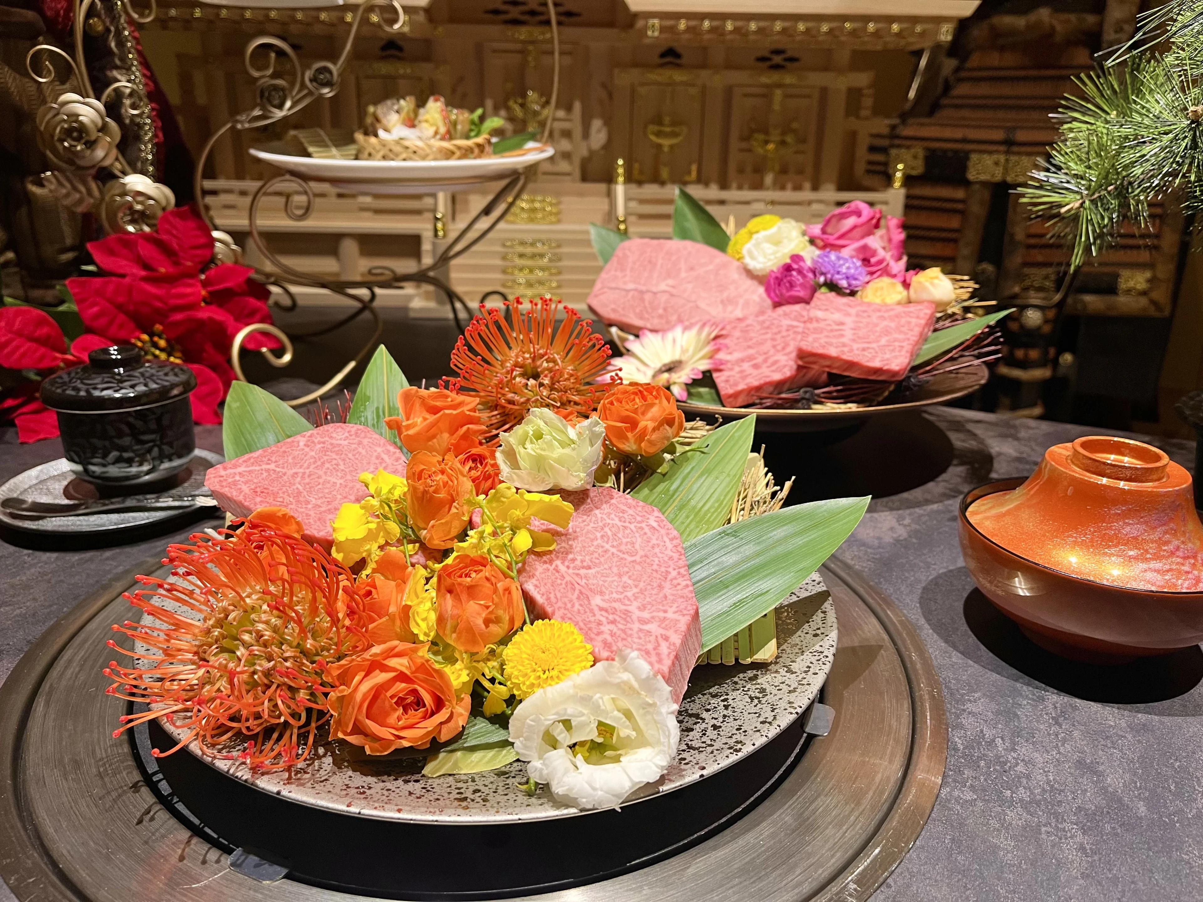 【12月限定！個室確約×誕生日・記念日プラン】料理長の厳選した最高級A5ランクの黒毛和牛を堪能する全8品＋メッセージプレート付き★最高級の味わいで祝う、1年の締めくくりにふさわしい贅沢なひととき