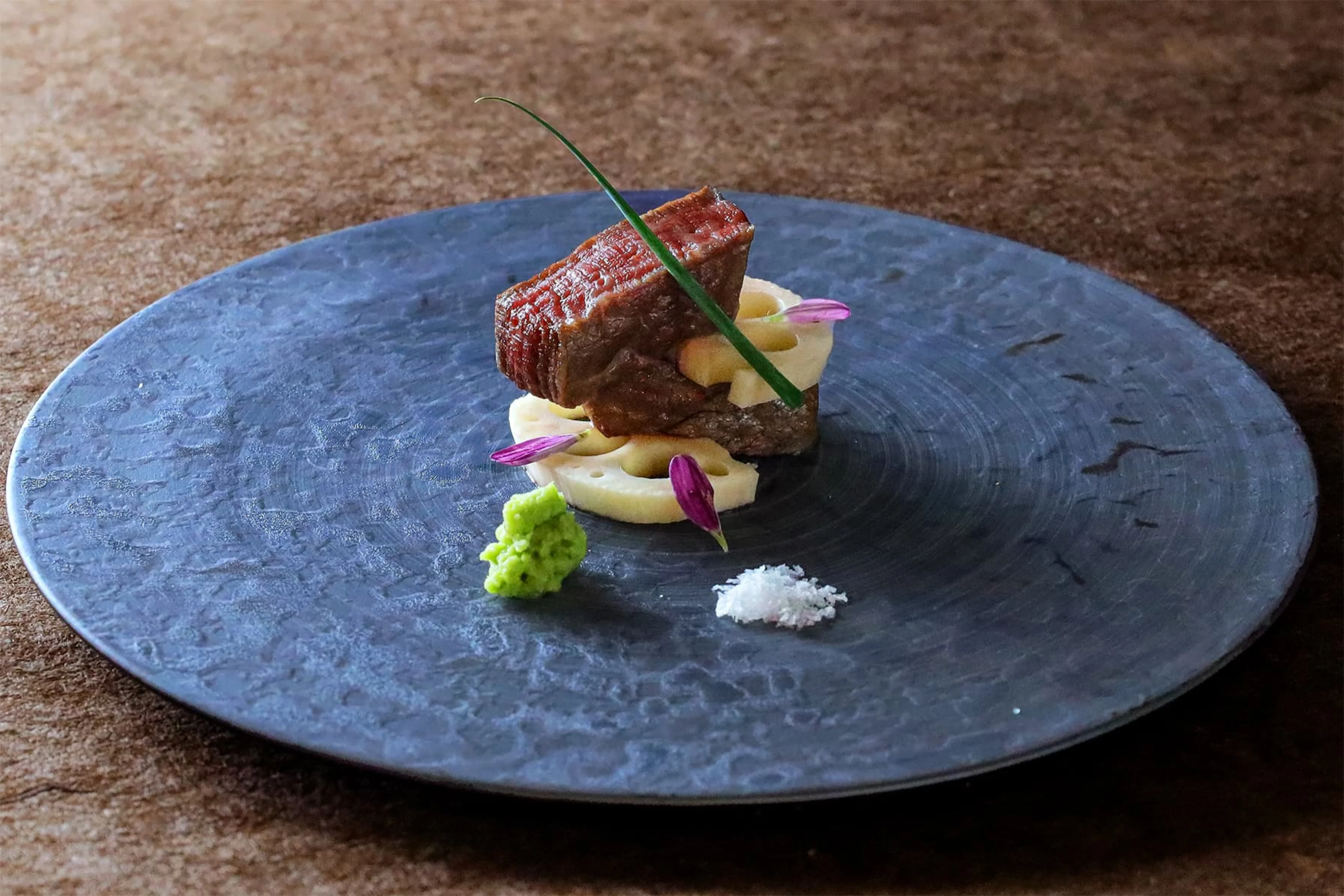 【個室確約★アニバーサリーディナープラン】記憶に残る美食のひととき★懐石コース全8品＋乾杯用シャンパン＋メッセージを添えたデザートプレート★赤坂駅徒歩2分の大人の隠れ家