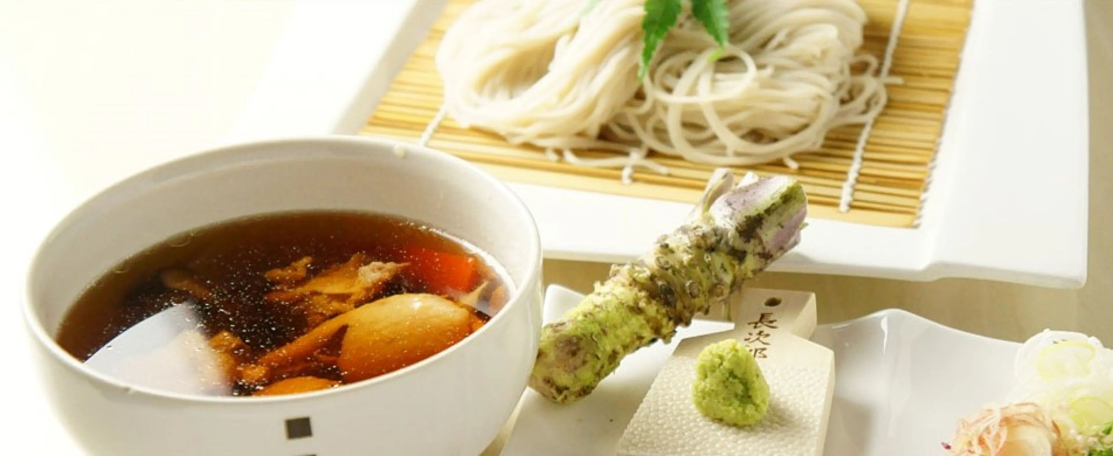 【京王プラザホテルで過ごすアニバーサリープラン】信州蕎麦やお造り、天婦羅を含む絶品和食ディナー全10品｜松コース ★フルーツ盛り合わせメッセージプレート付★