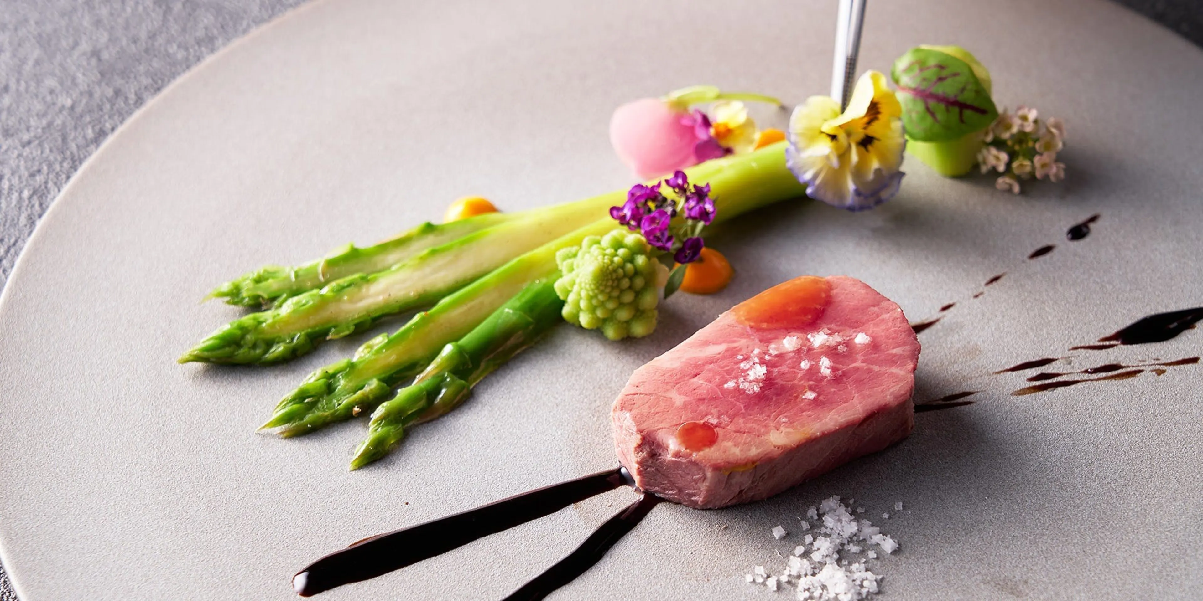 五感で感じるフレンチコース