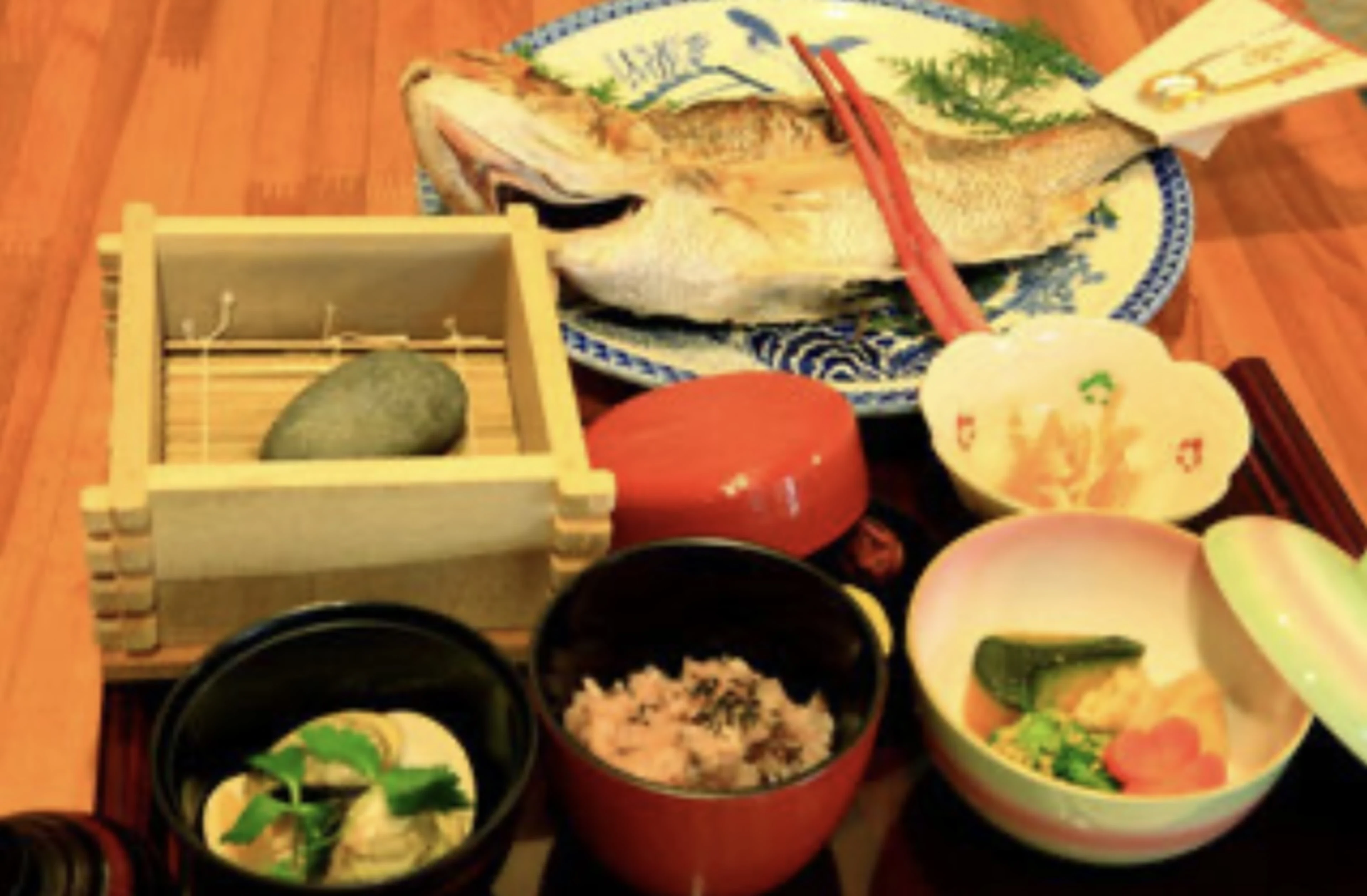 【個室確約×お食い初めディナープラン】全国各地の旬物を豊富に使用した会席コース★大切なお食い初めは草津の老舗寿司店で