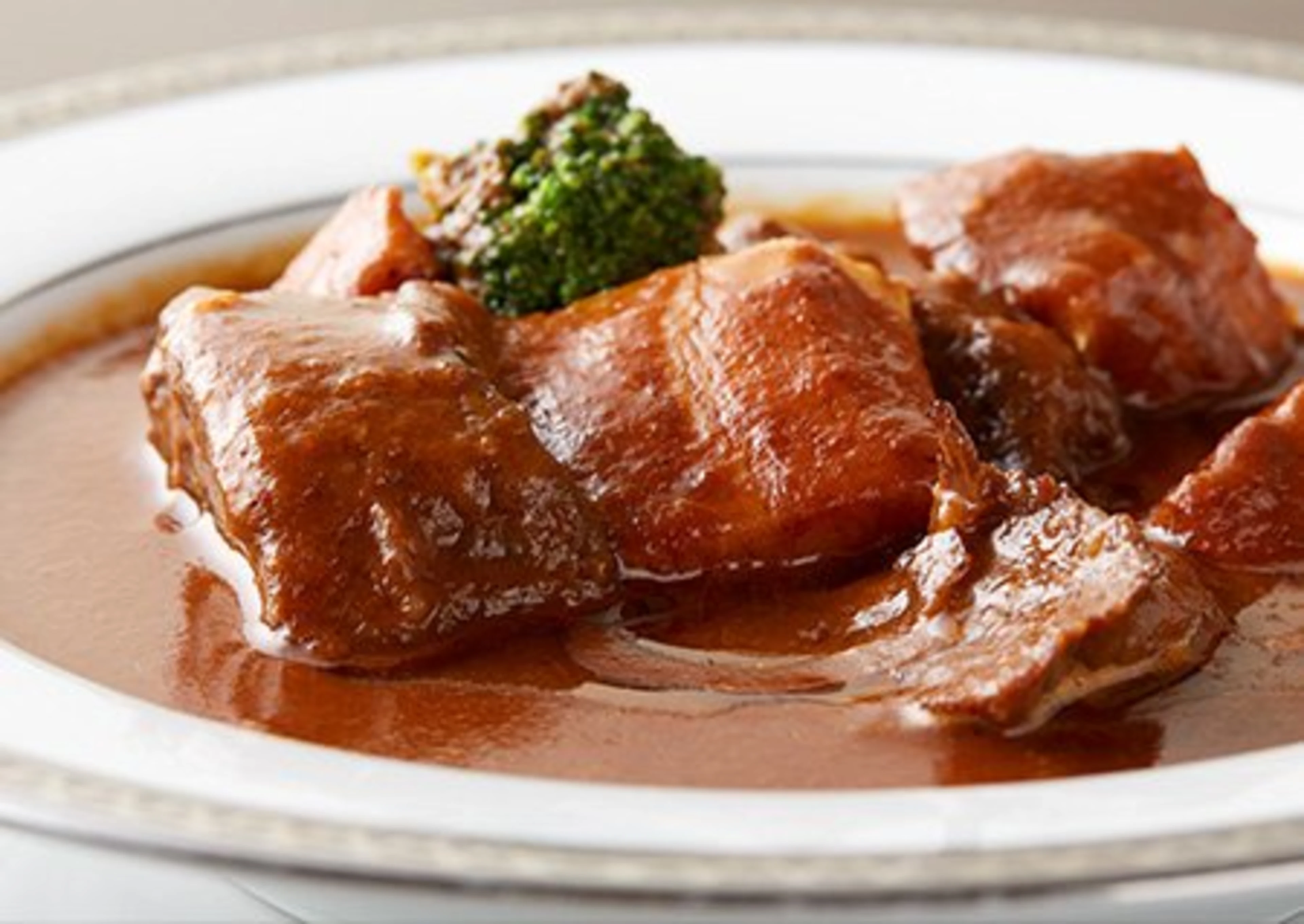 旬の味を楽しめる和洋会席