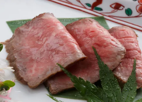 【年間500組以上の成功実績のある星のなる木 × 個室確約プロポーズプラン】青山の名店で本鮪・伊勢海老・松阪牛フィレを堪能！豪華全10品懐石コース＋乾杯シャンパン＋メッセージデザートで愛を誓う特別な夜