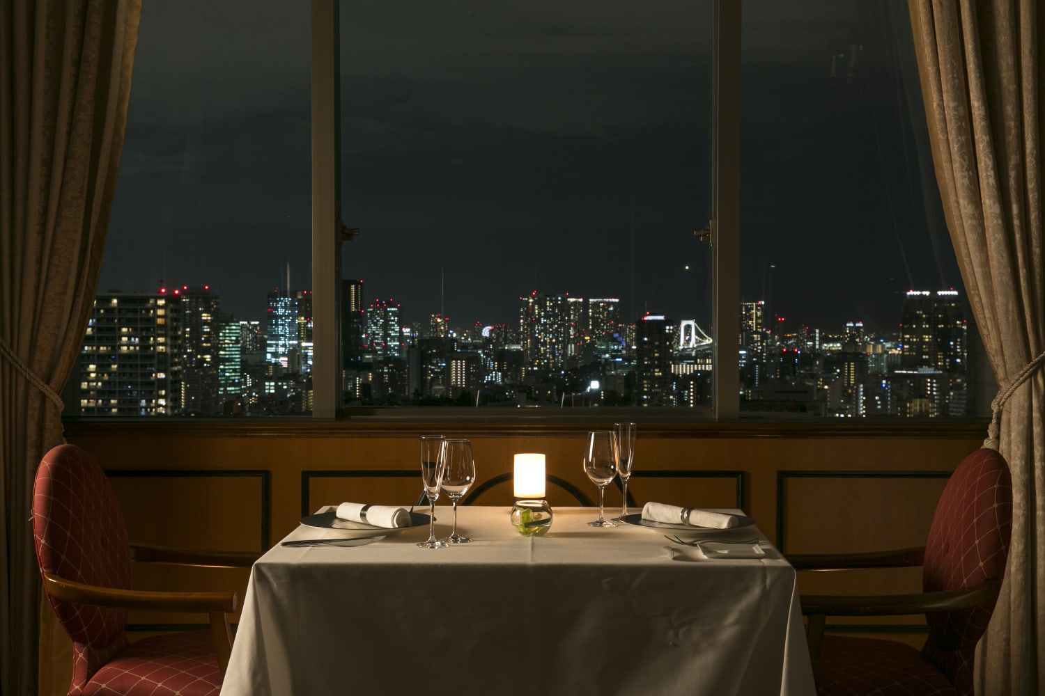 21年版 プロポーズに 東京のレストラン16選 個室 夜景あり ホテル プロポーズプランありなど大切な日におすすめのお店を東京出身の筆者が厳選 アニーお祝い体験マガジン By ギフトモール 21年版 プロポーズに 東京のレストラン16選 個室 夜景あり ホテル プロポーズプランありなど大切な日におすすめのお店を東京出身の筆者が厳選 アニーお祝い体験マガジン By ギフトモール