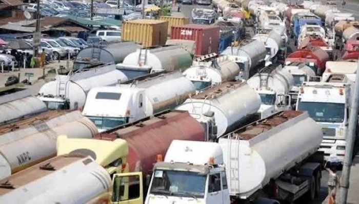 Fuel Price War on Lagos-Ibadan Expressway as Petrol Drops to ₦805 — Will Dangote’s ₦774 Ex-Depot Cut Trigger Nationwide Reduction?