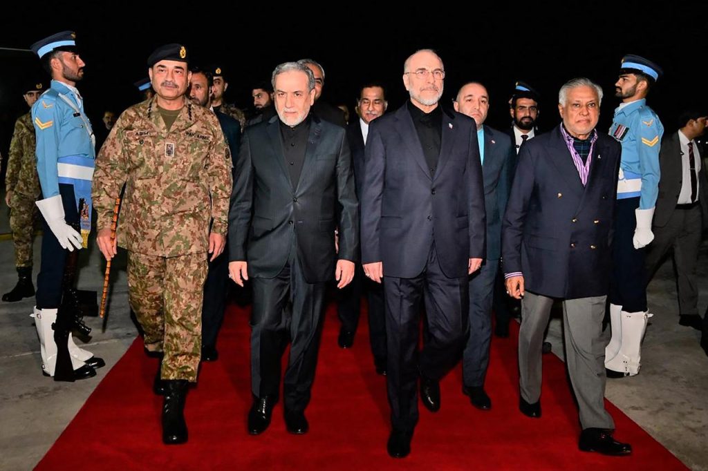 US–Iran Talks in Islamabad: Deep Distrust, Nuclear Stakes and Middle East Conflict Complicate Fragile Diplomacy