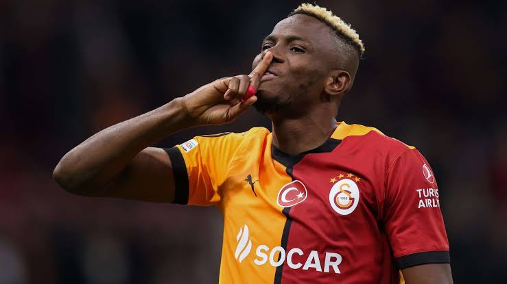 Osimhen Reportedly Invites Lookman to Galatasaray as Transfer Rumours Grow